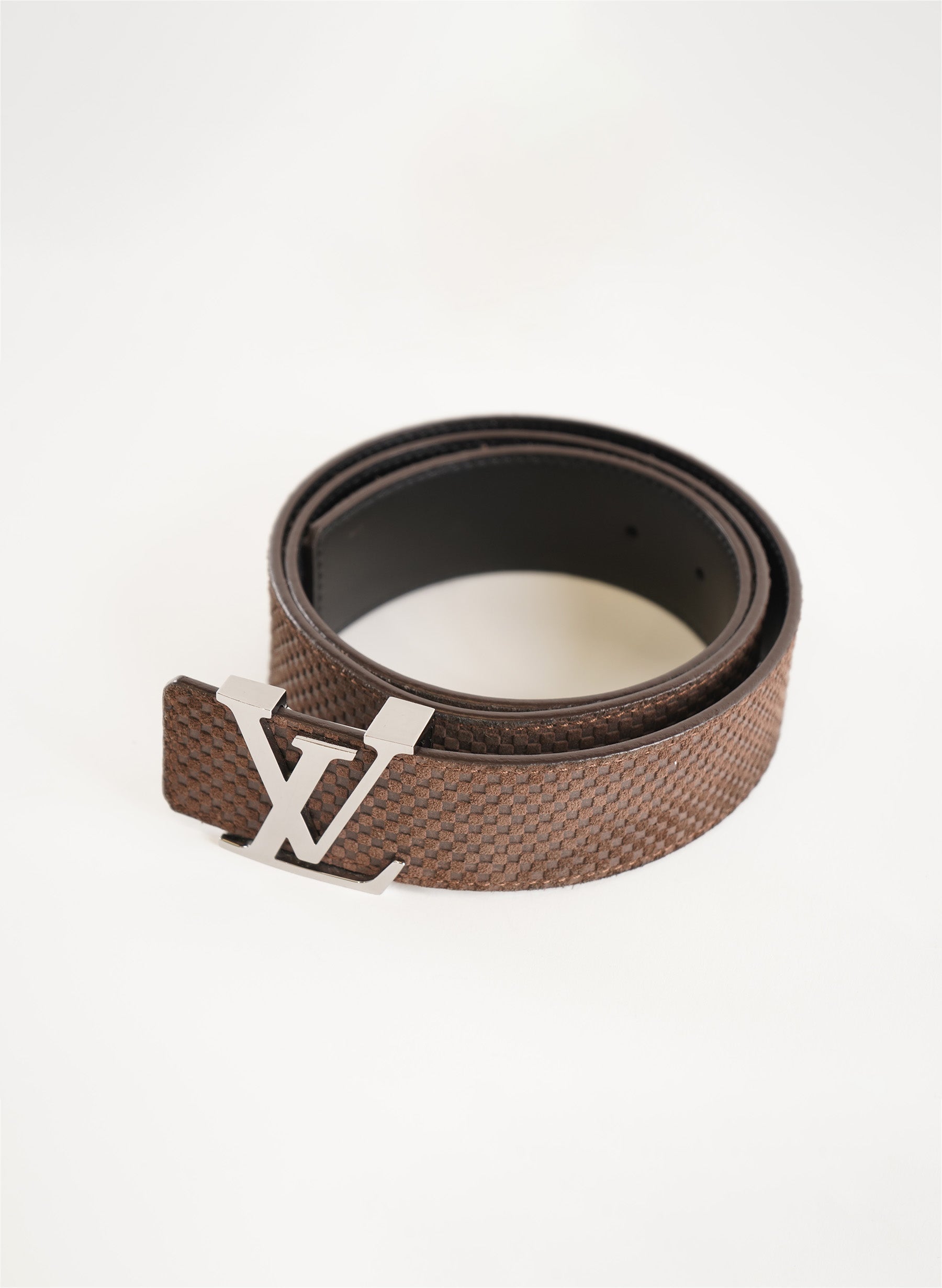 Louis Vuitton Ceinture Initiales En Daim Mini Damier Marron