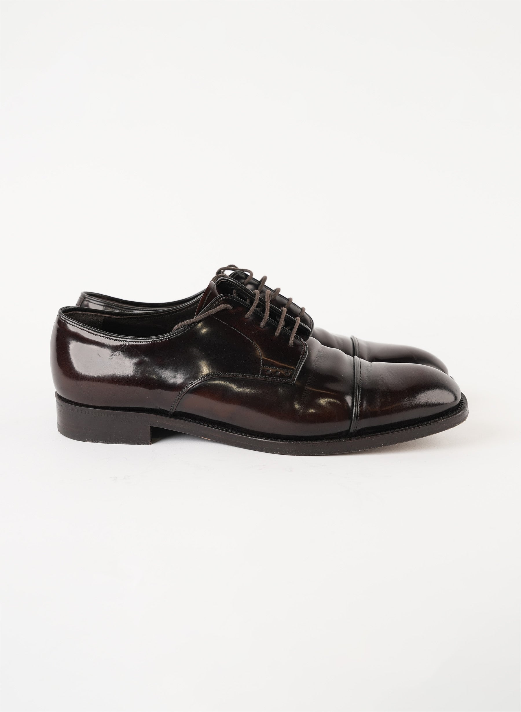 Chaussures Oxford en cuir Prada