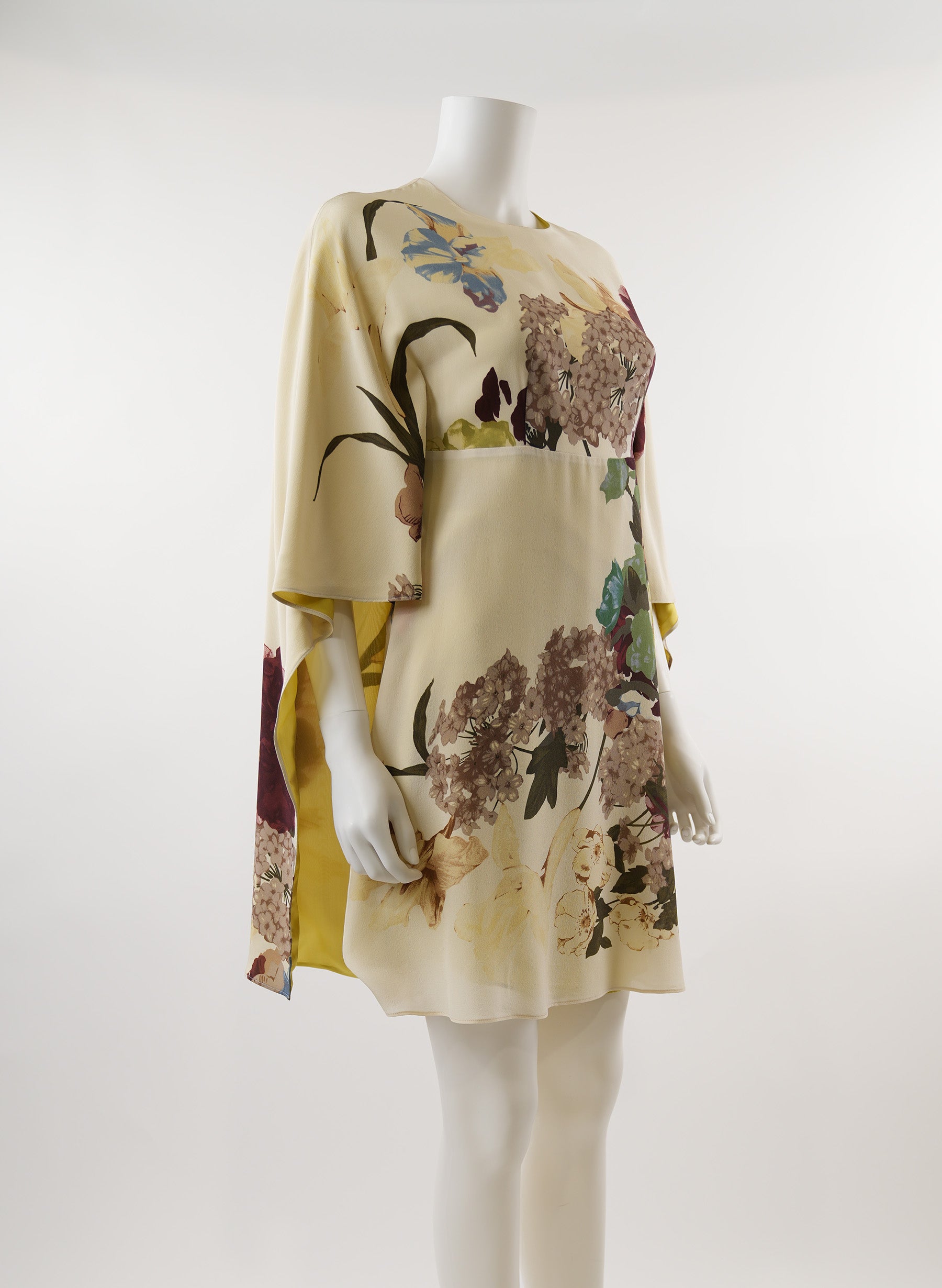 Robe Valentino à effet cape et imprimé floral