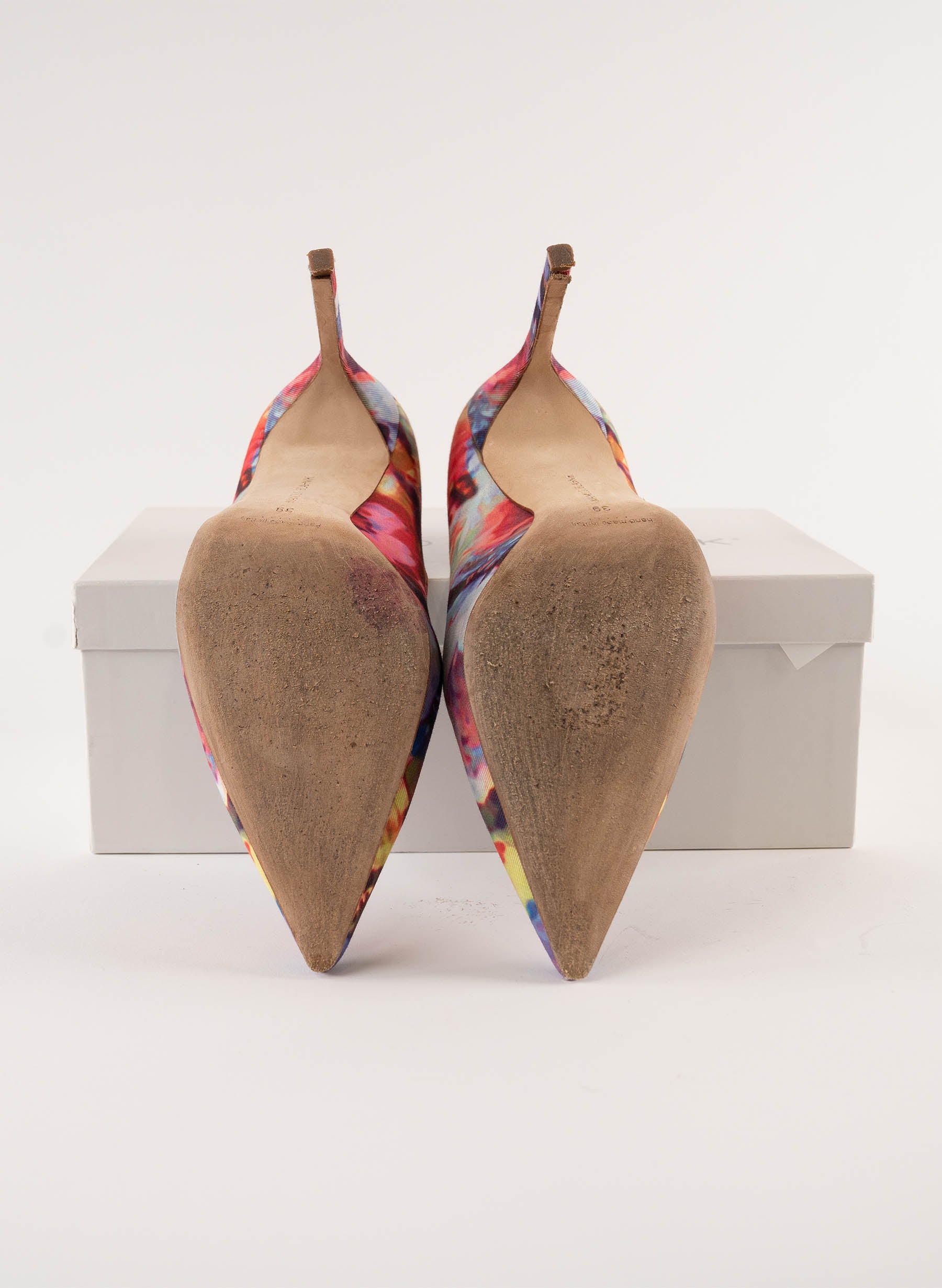 Escarpins Manolo Blahnik BB en satin à imprimé floral