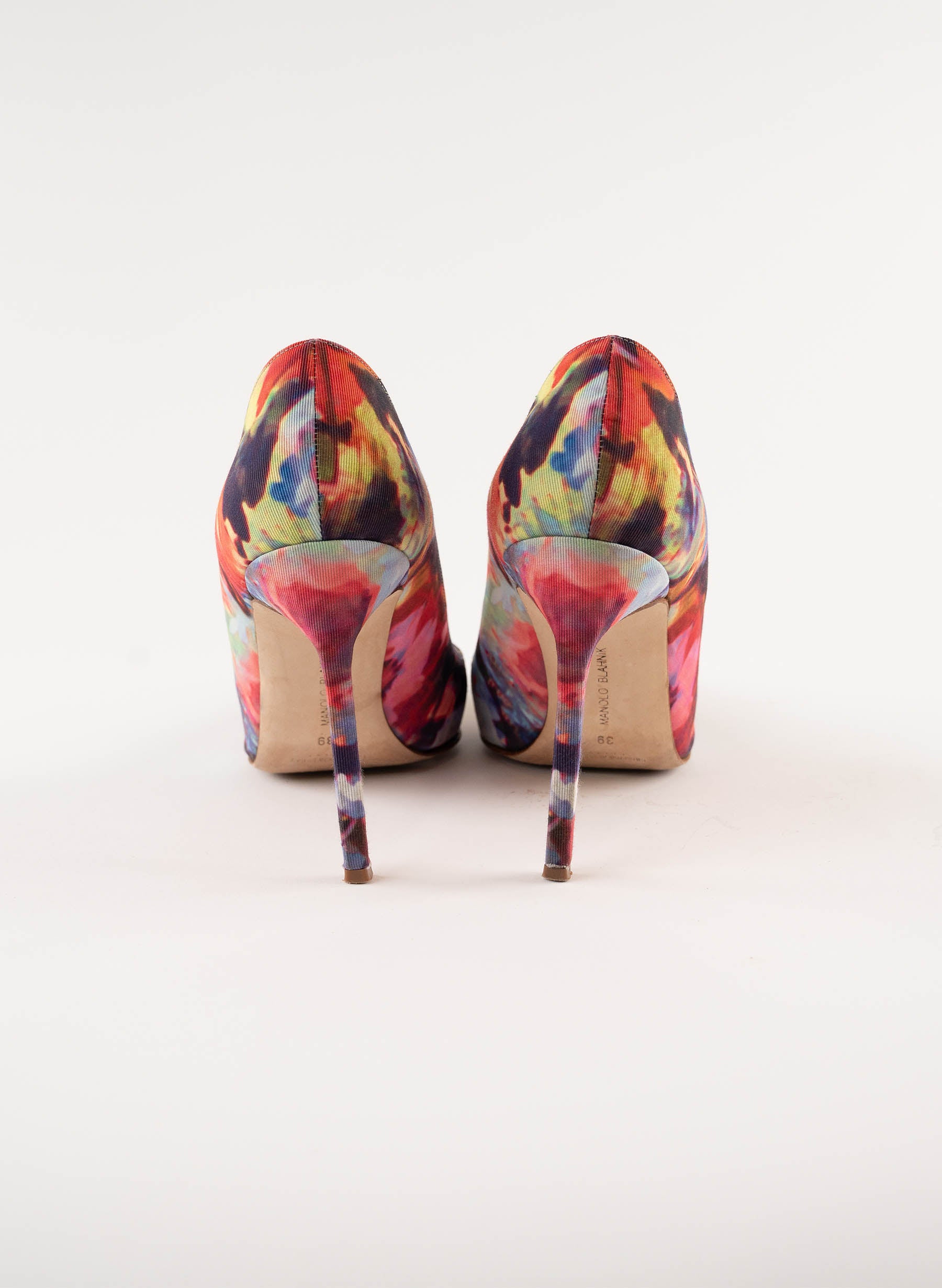 Escarpins Manolo Blahnik BB en satin à imprimé floral