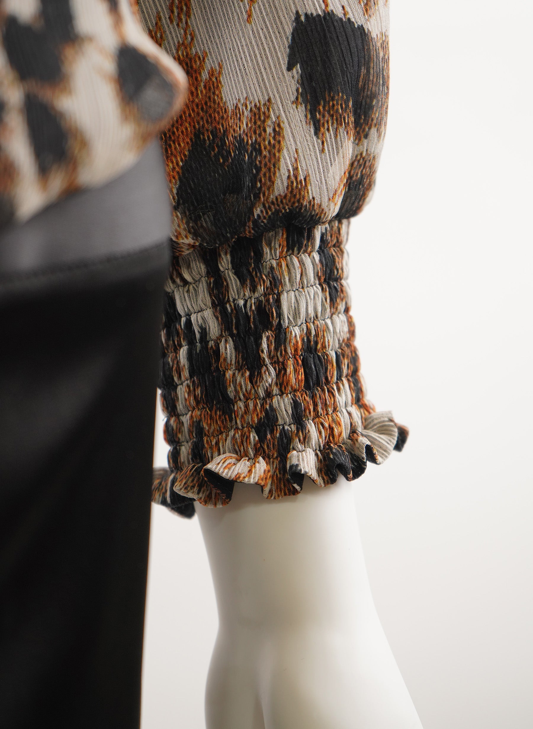 Nanushka Marjan Blouse en mousseline à imprimé ocelot