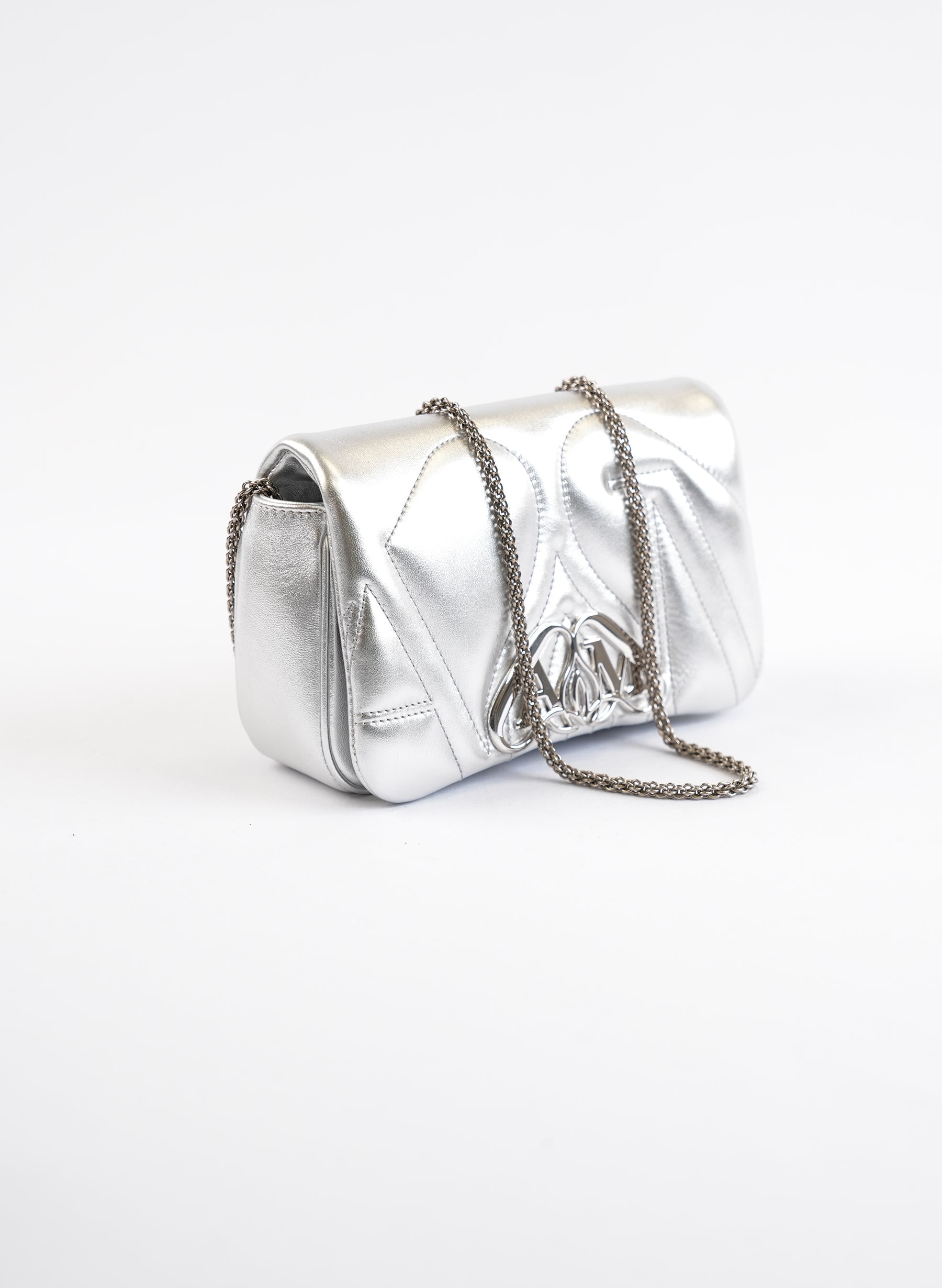 Sac bandoulière Alexander McQueen avec plaque logo