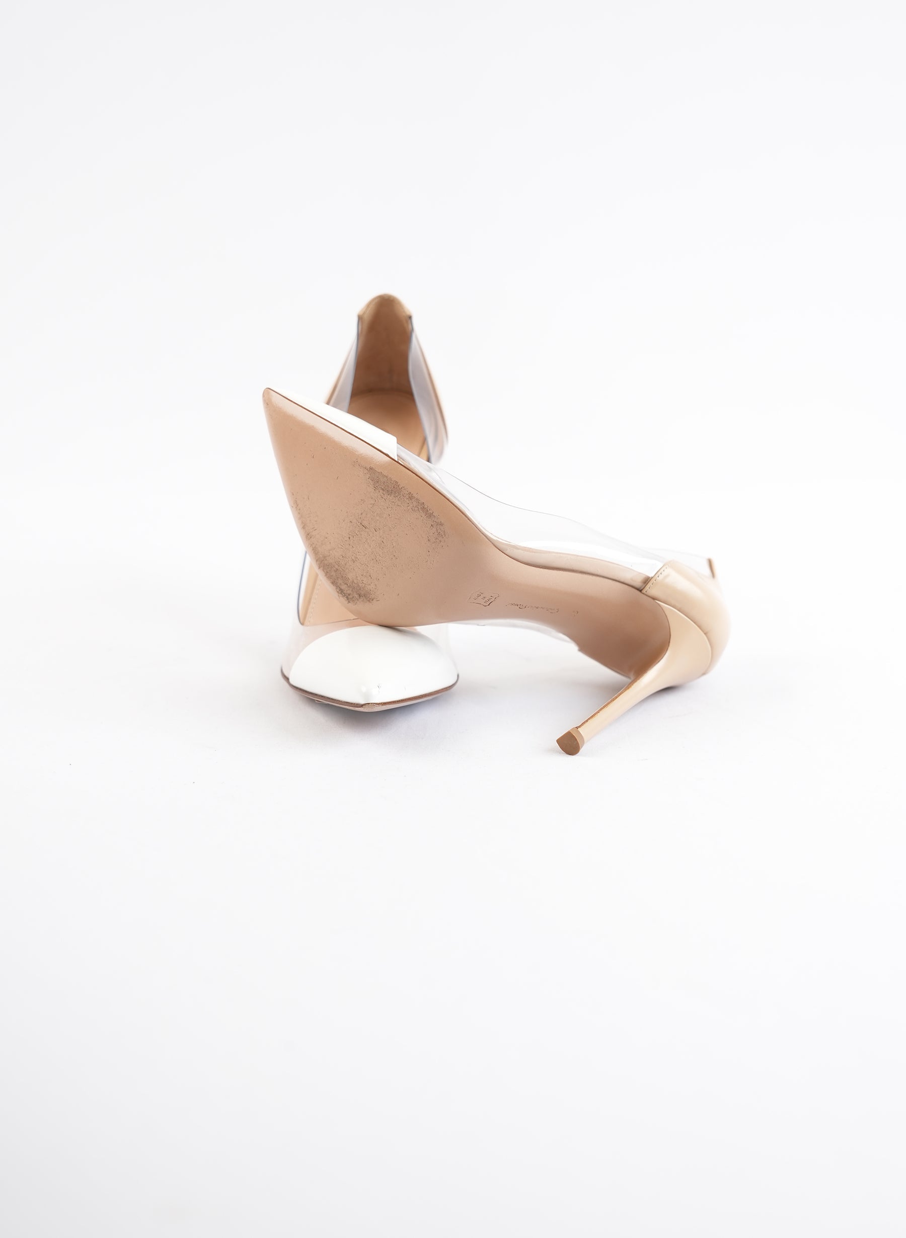 Escarpins transparents en cuir verni ivoire Gianvito Rossi