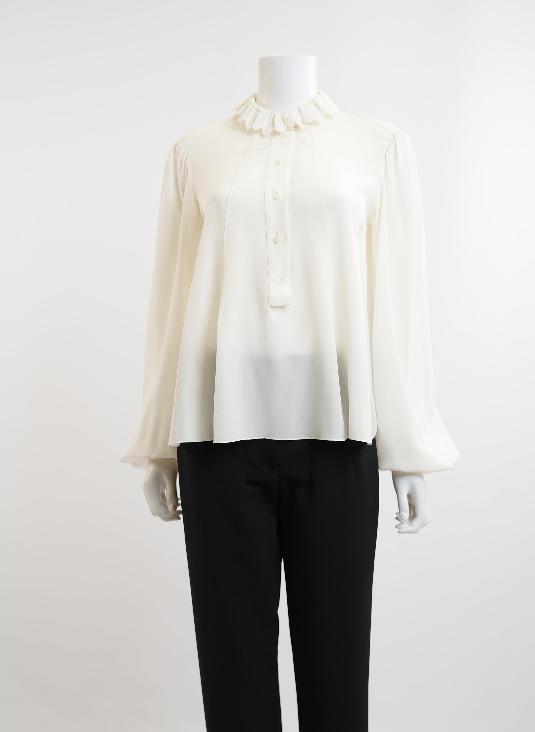 Col en dentelle à volants crème Chloé