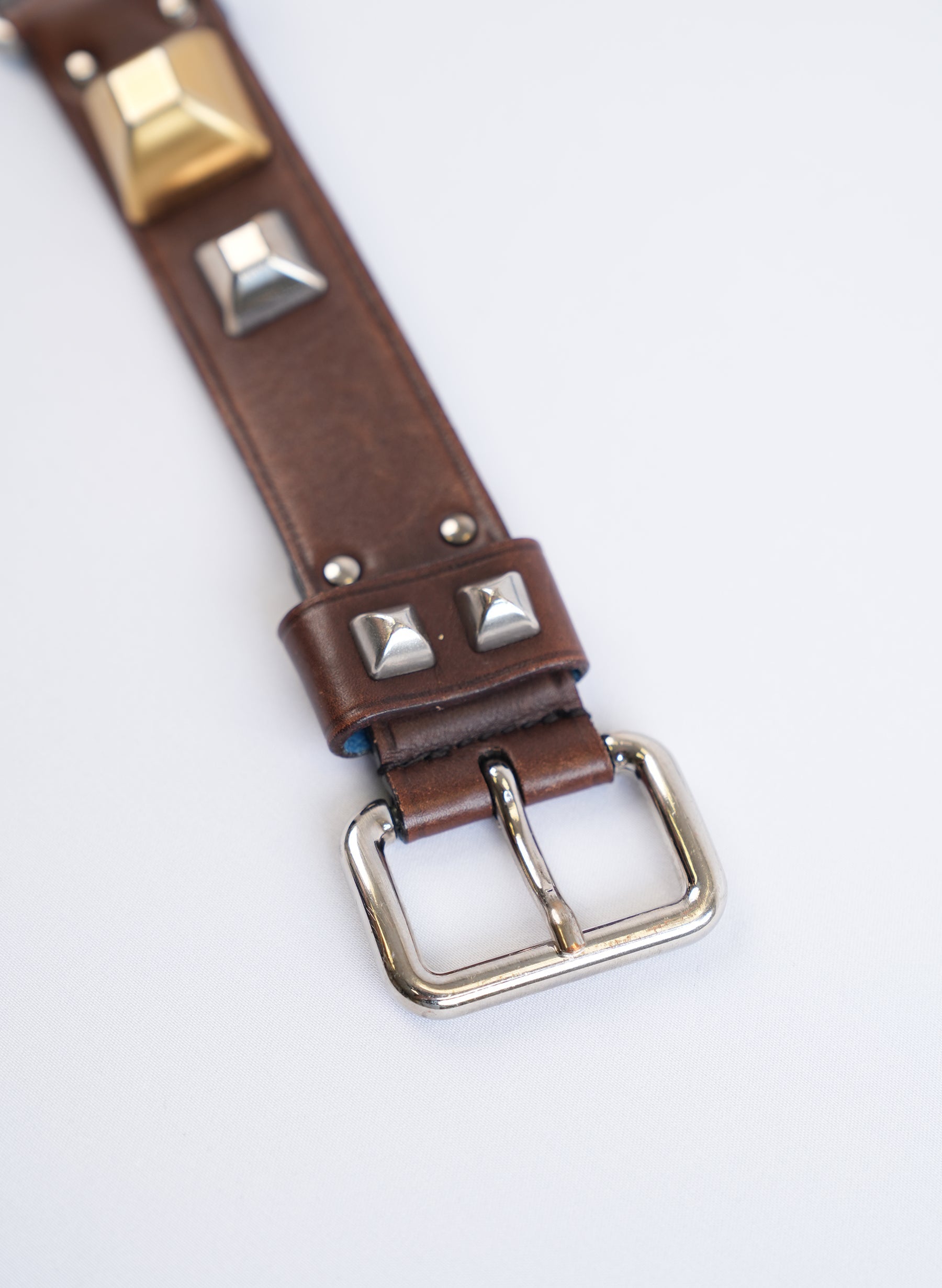Ceinture en cuir cloutée Prada