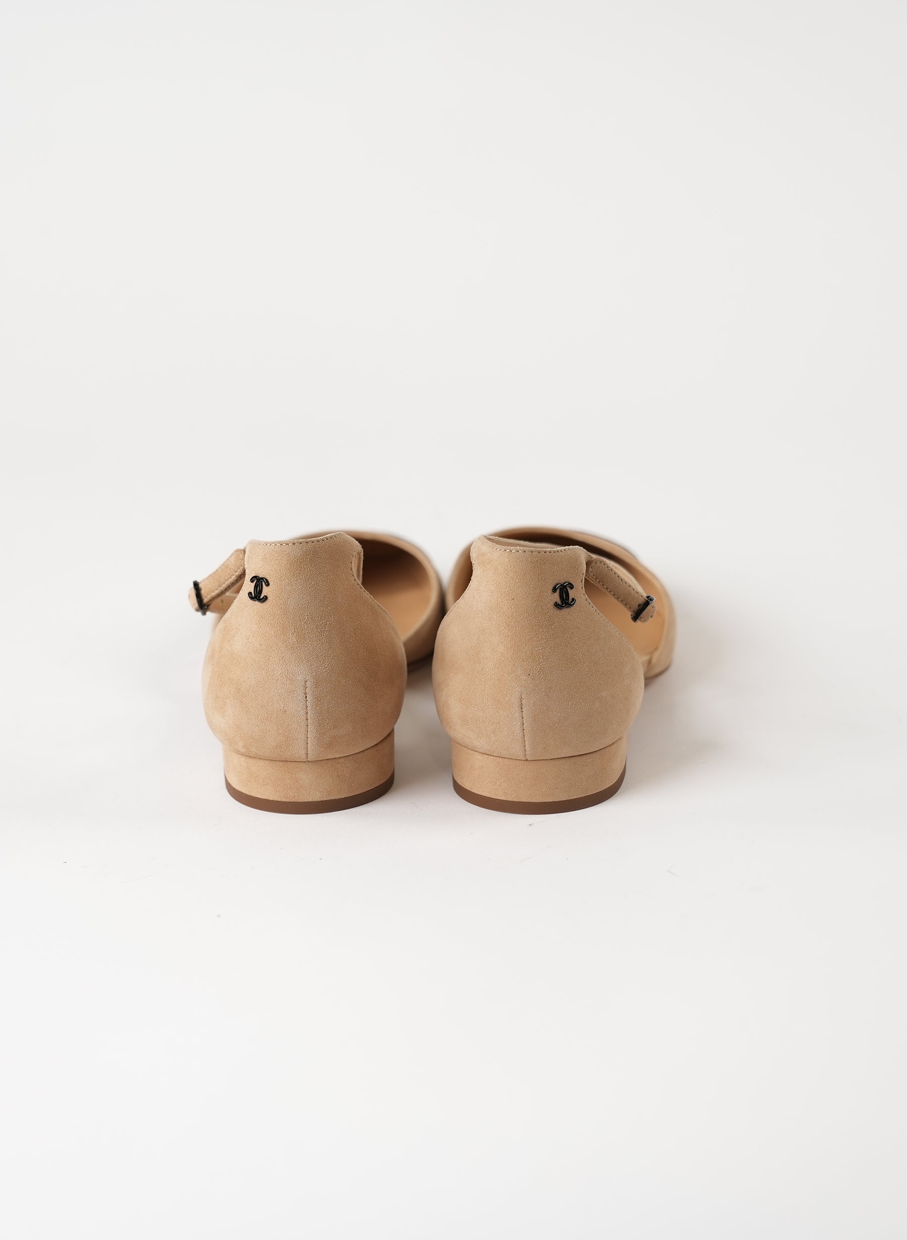 Ballerines Chanel D'Orsay en daim à motif colorblock