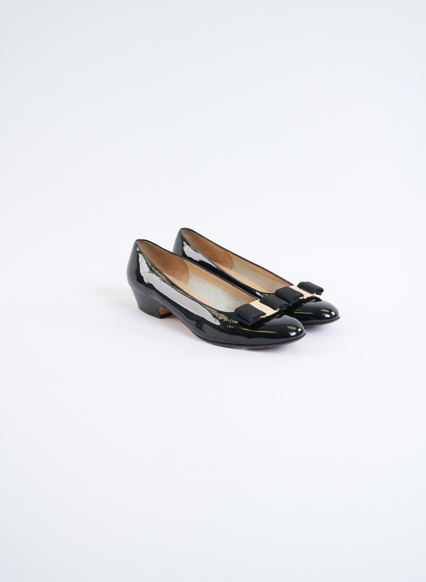 Salvatore Ferragamo Escarpin Vara Noir