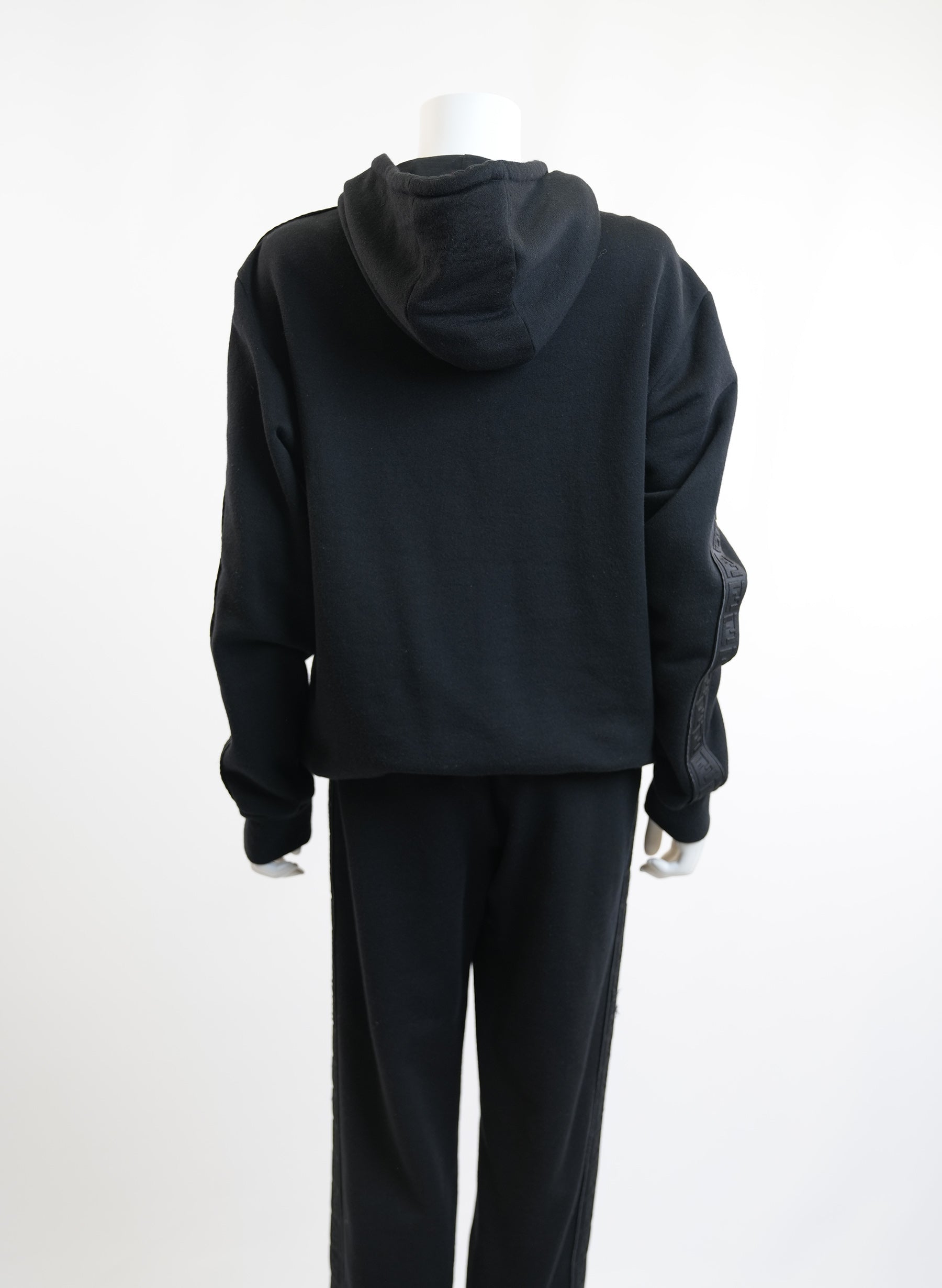 Ensemble sweat à capuche et pantalon de survêtement Fendi