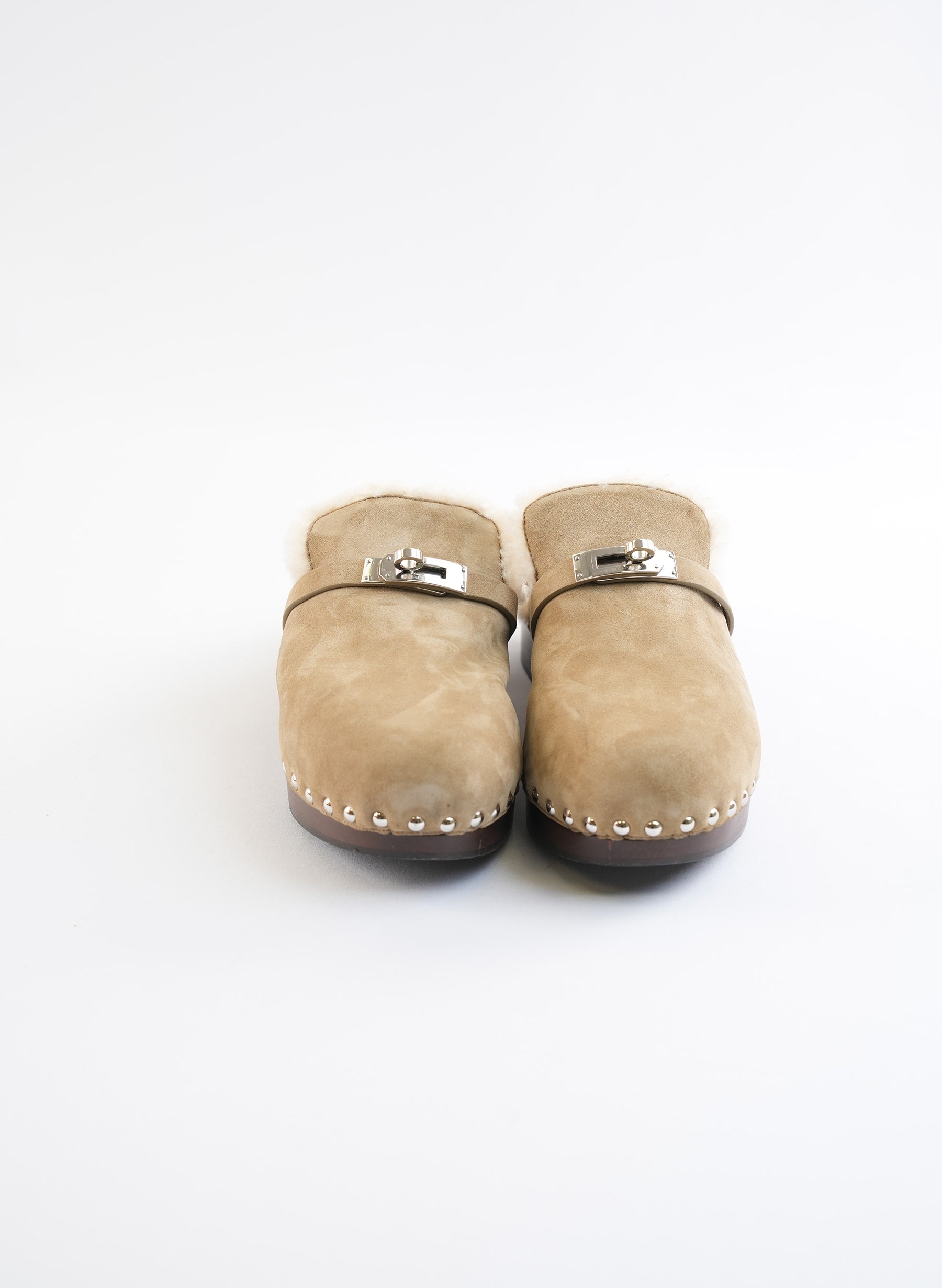 Mules en daim Carlotta d'Hermès