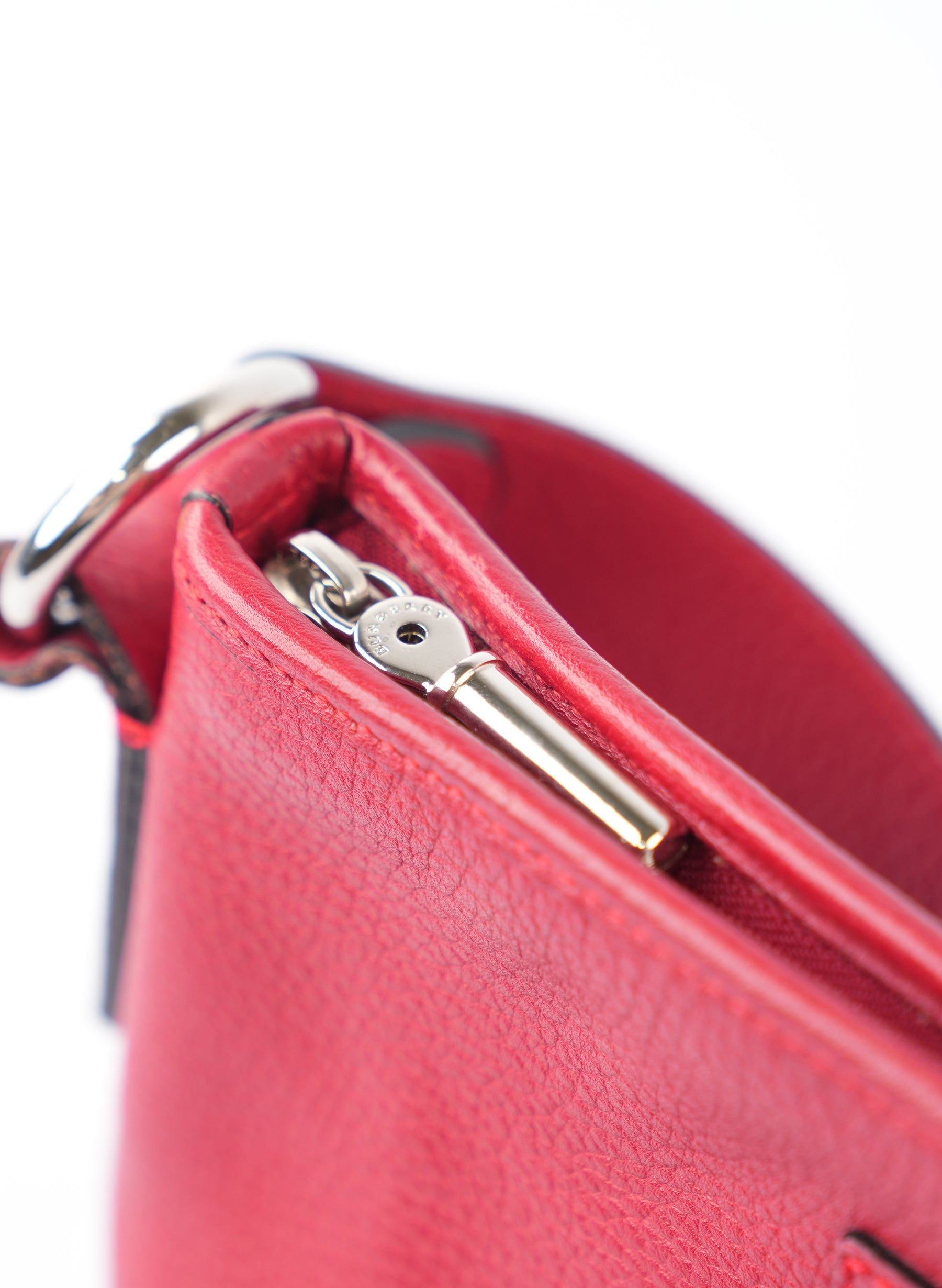 Sac bandoulière Burberry en cuir rouge