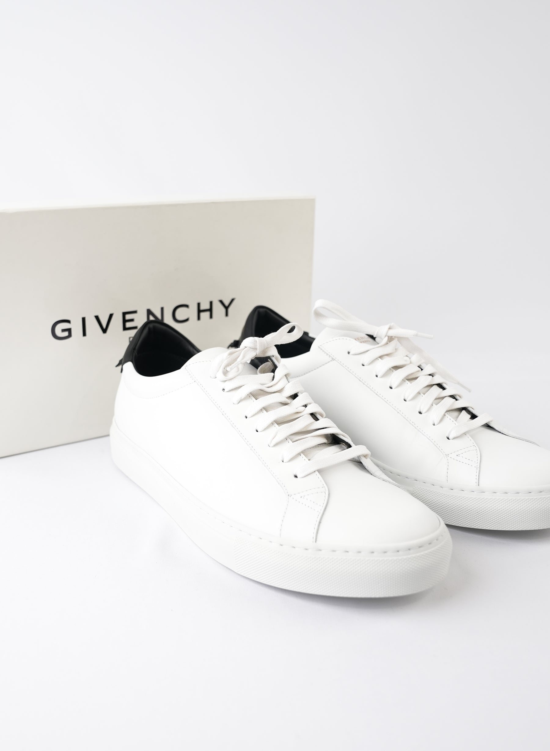 Givenchy Urban Street White Low-Top Sneakers
