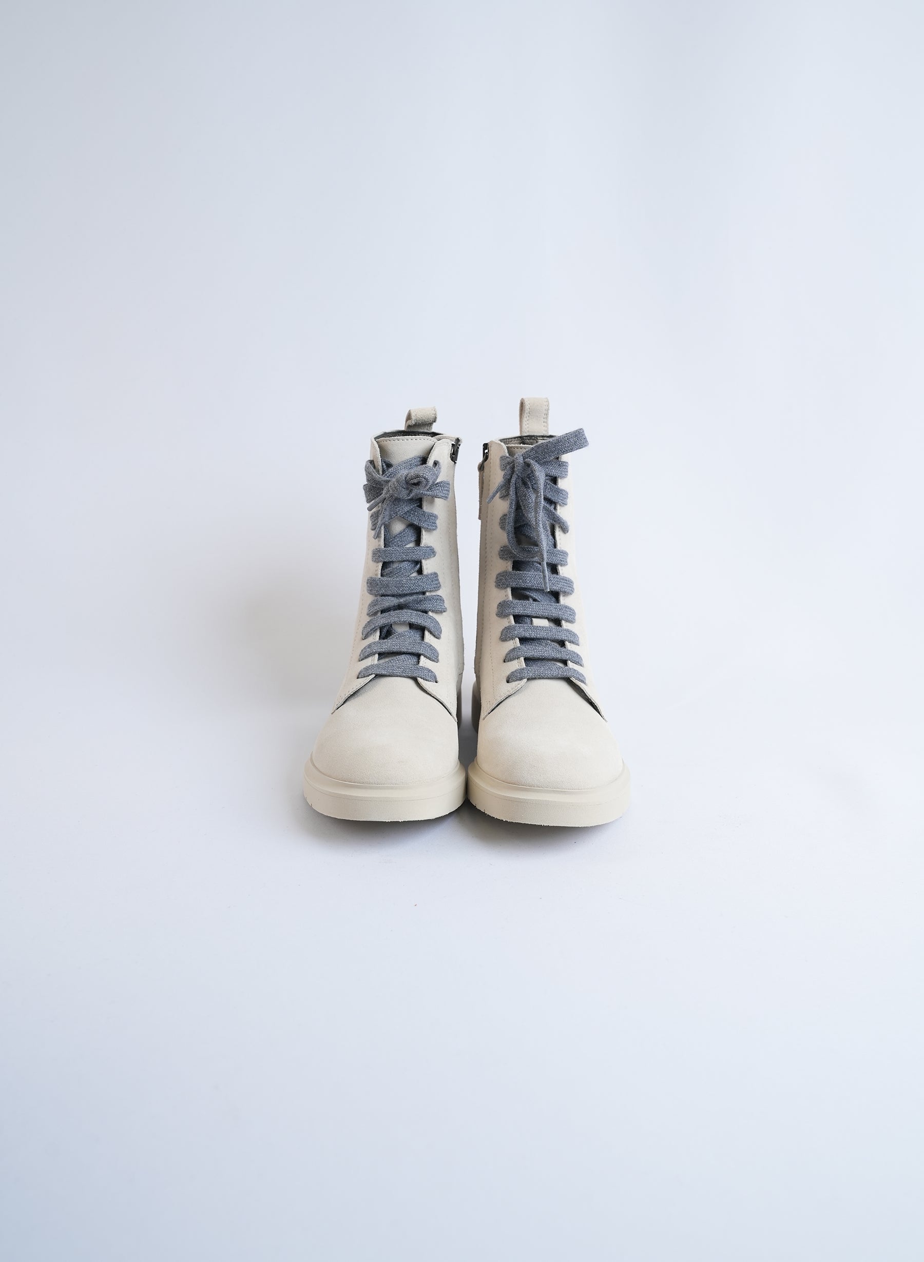 Bottes de combat en daim ornées de Brunello Cucinelli