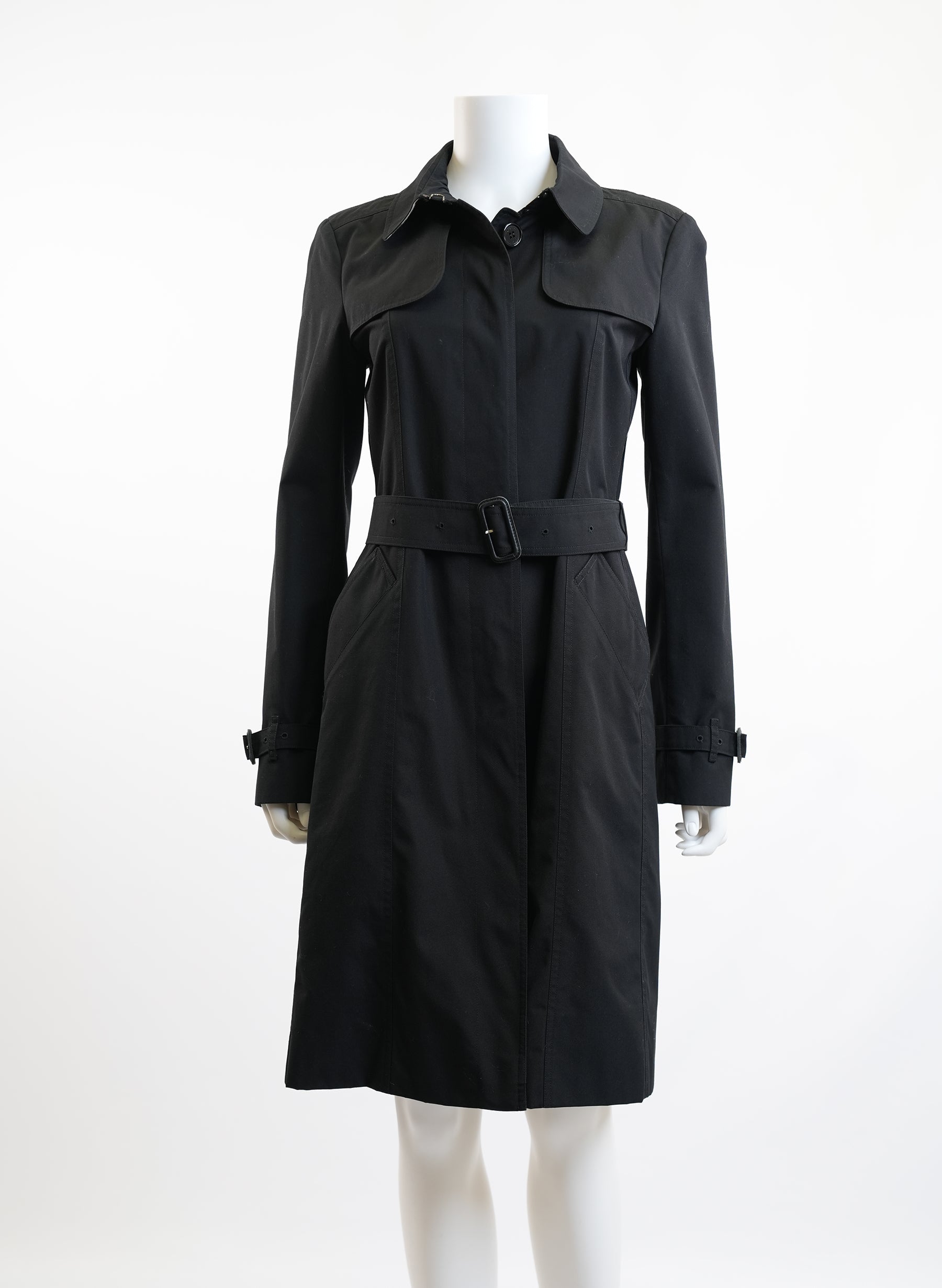 Trench-coat noir Burberry arrivant aux genoux