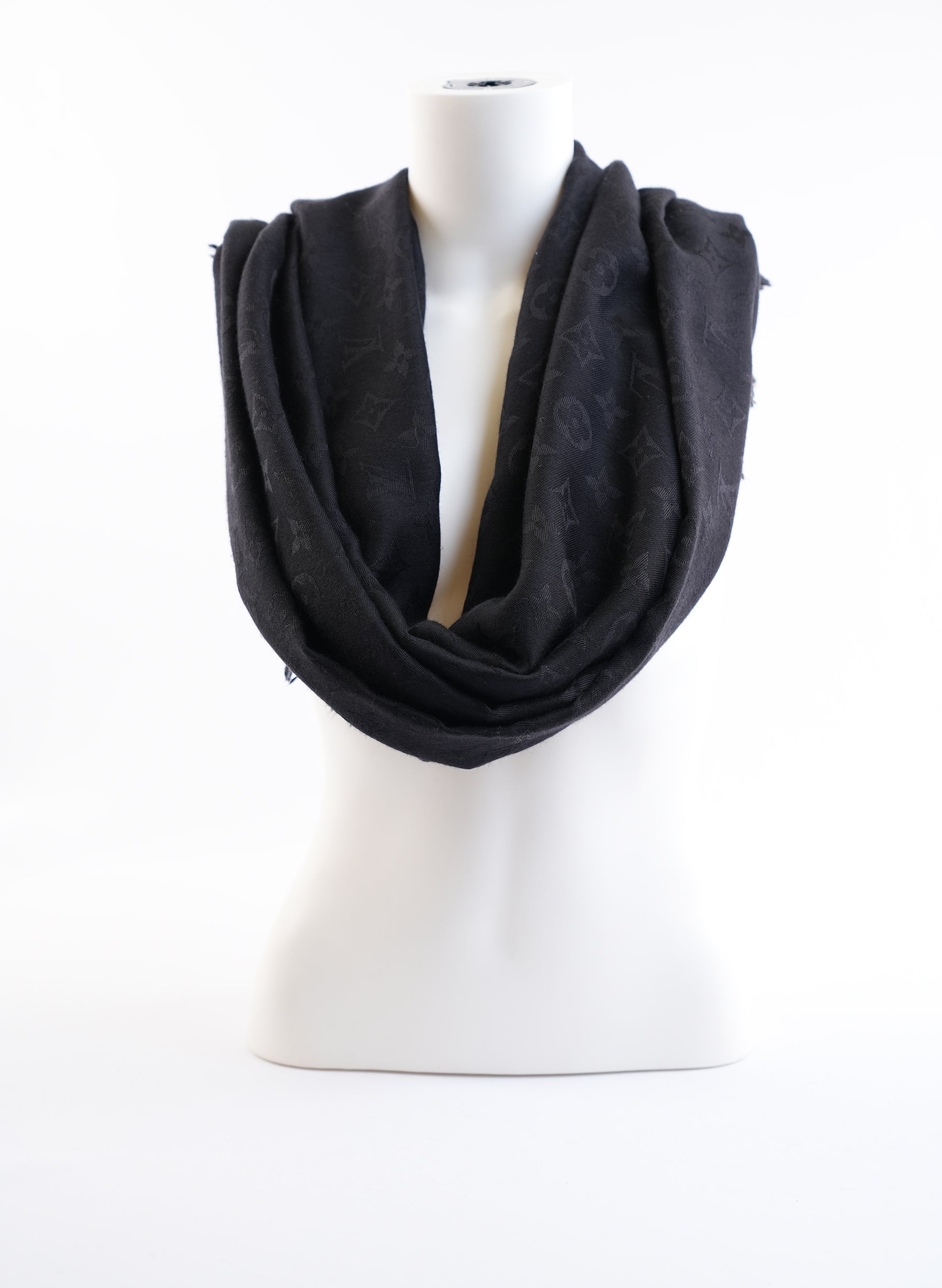Écharpe Louis Vuitton Classic BlackMonogram