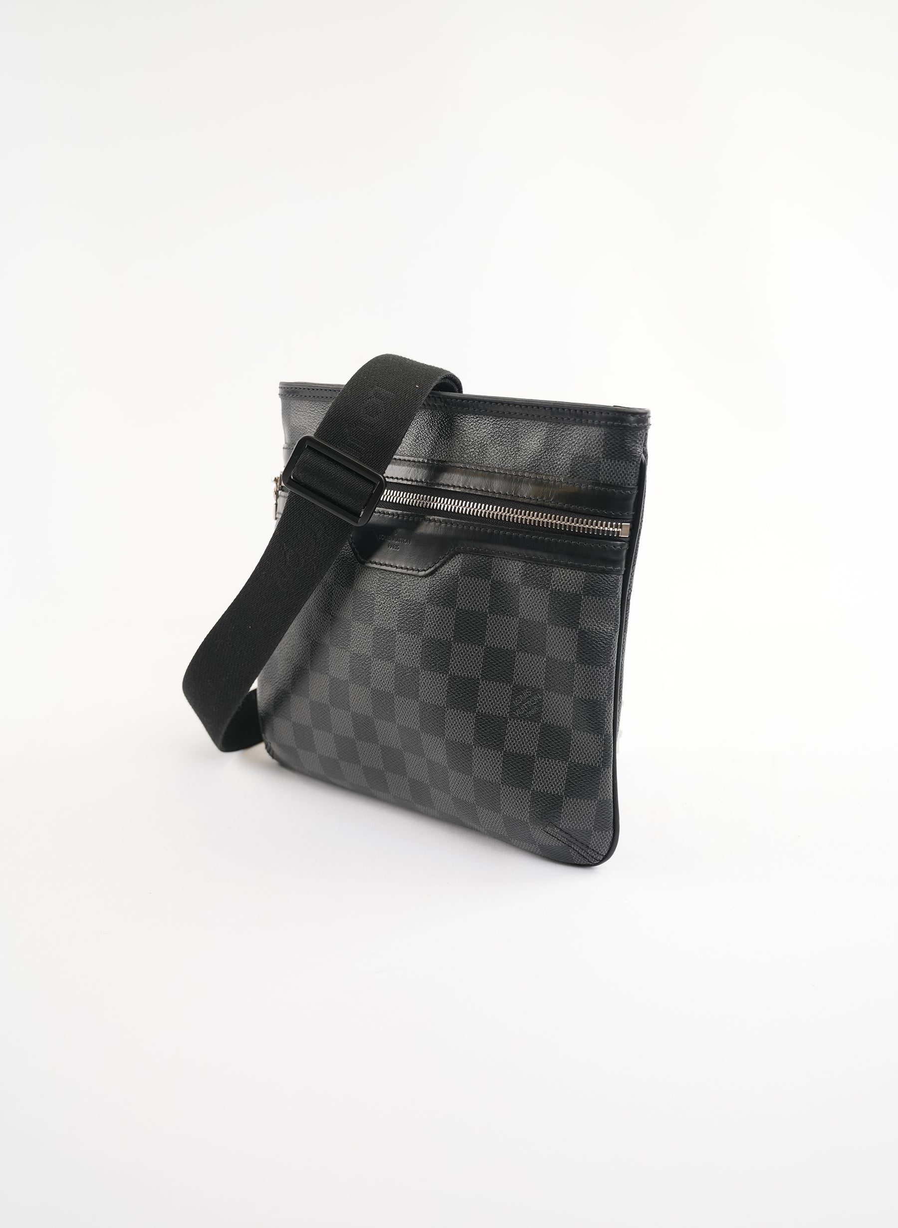 Louis Vuitton Damier Graphite Canvas Thomas Messenger Bag