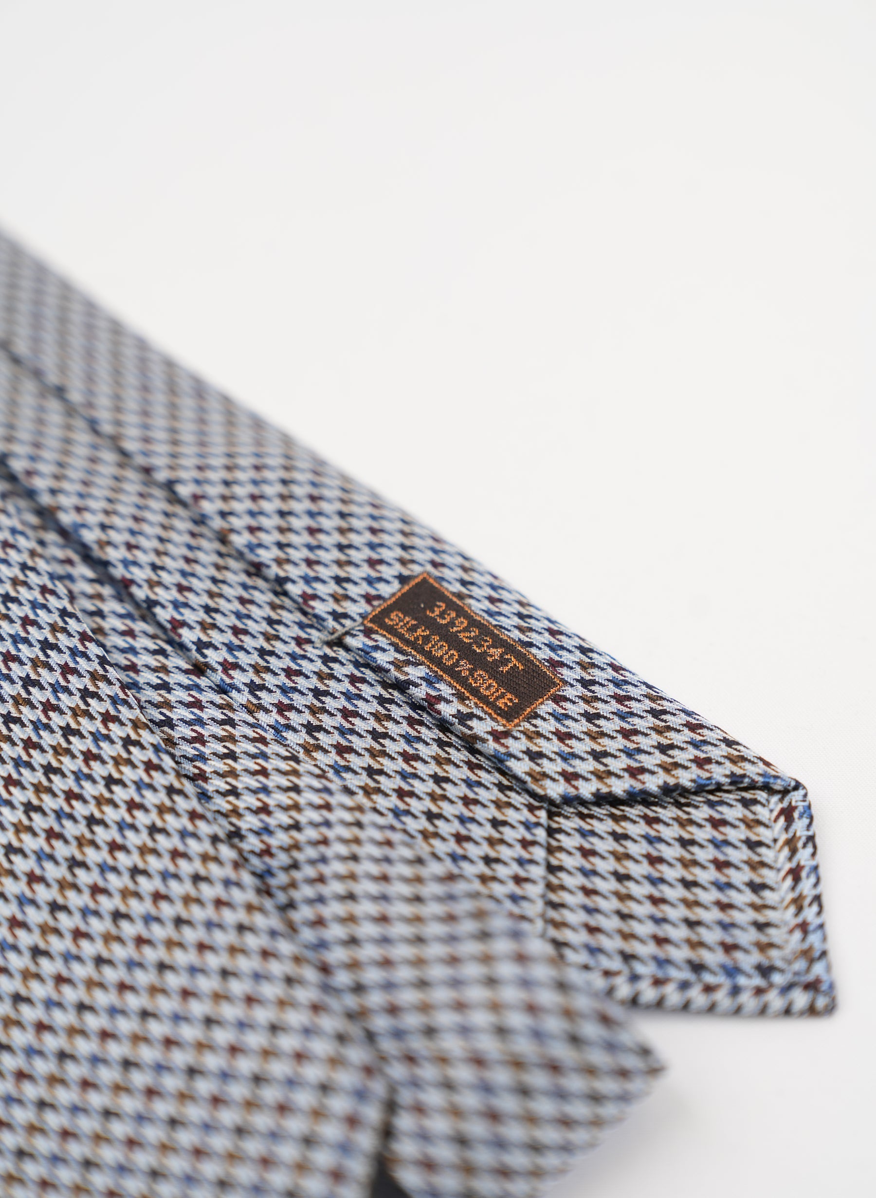 Cravate en soie Hermès à imprimé noir et blanc