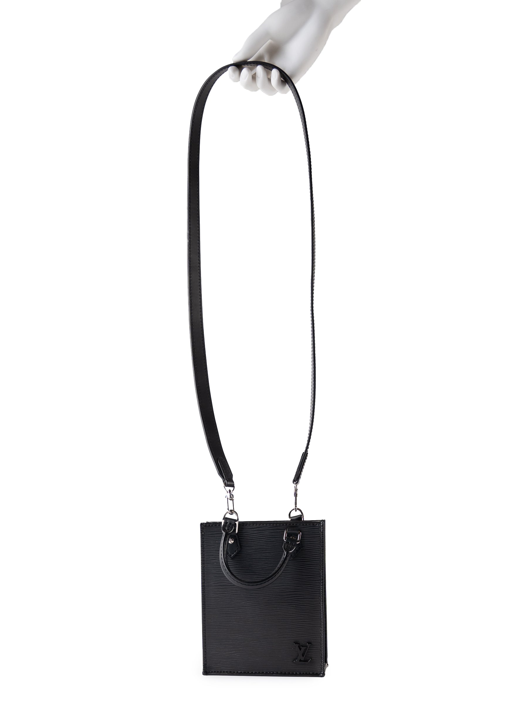 Sac Louis Vuitton Petit Sac Plat en cuir Epi