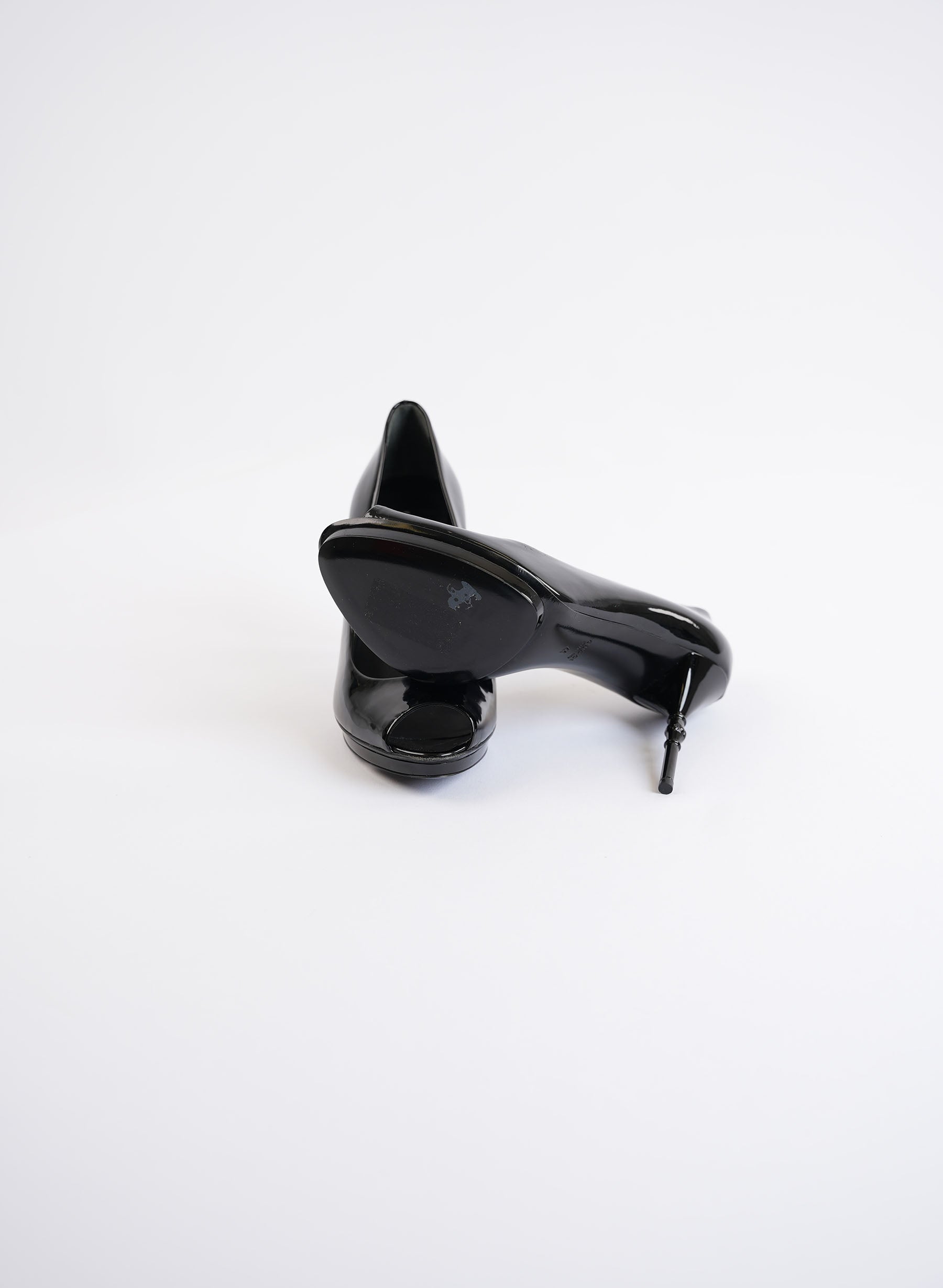 Gucci Black Patent Leather Peep Toe High Heels