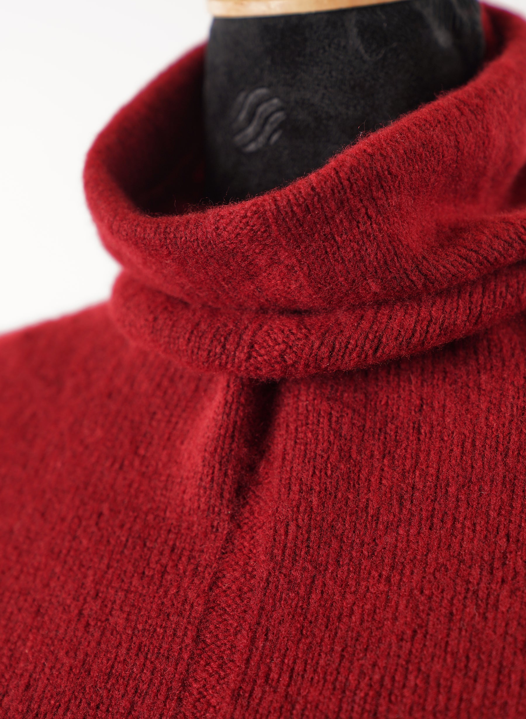 Robe pull sans manches en cachemire et soie The Row