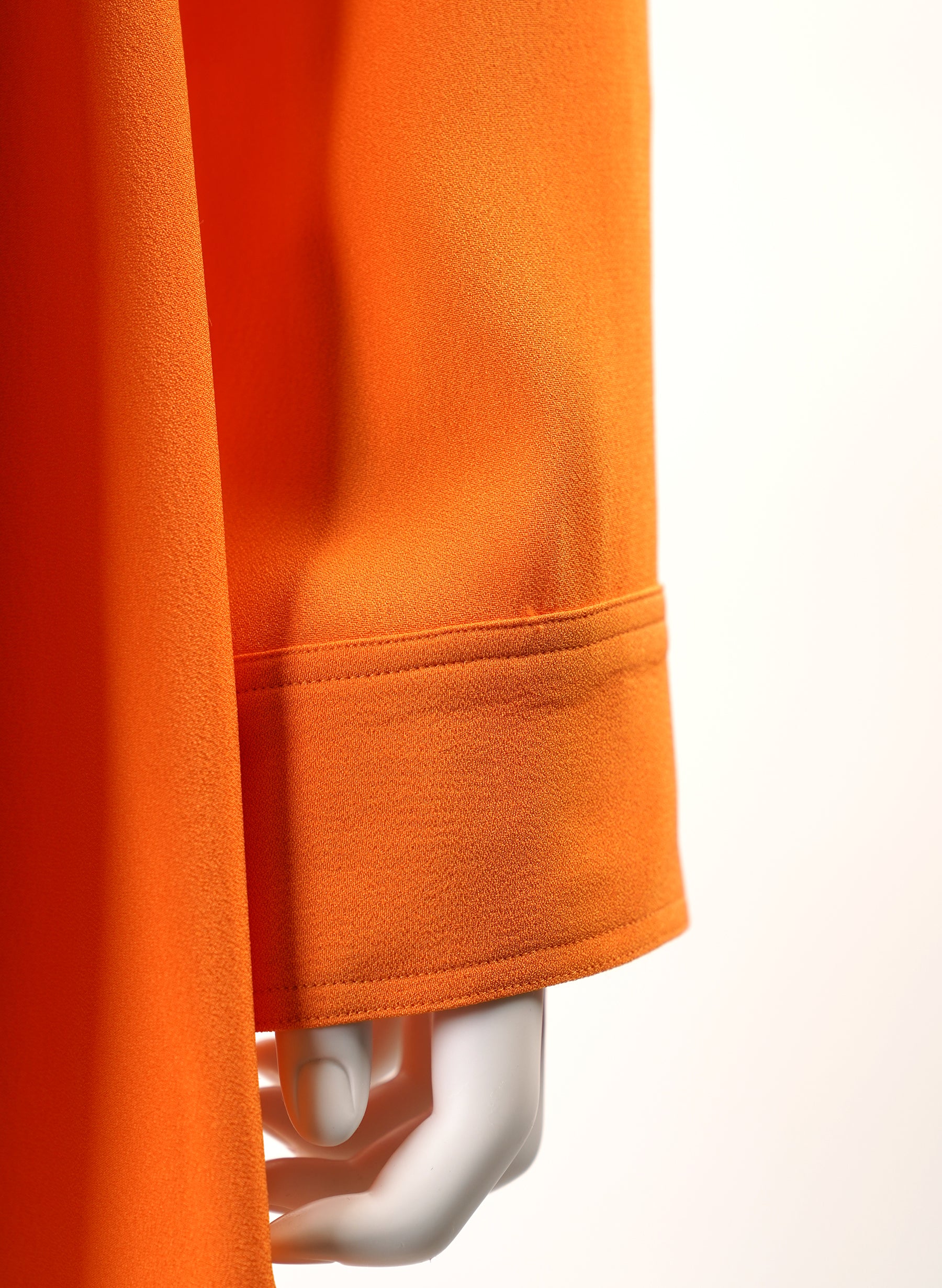 Haut tablier cache-cœur à manches longues Rosetta Getty