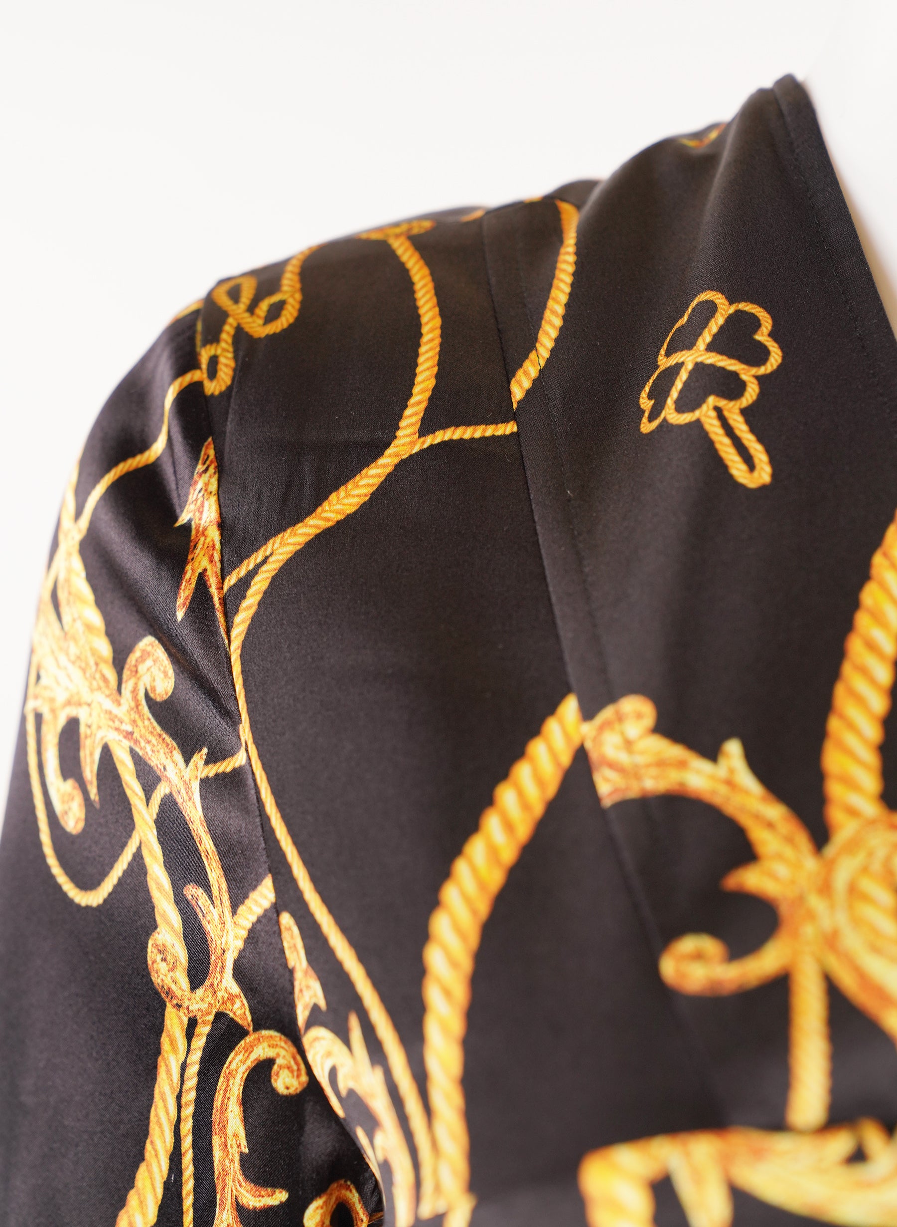 Robe midi froncée en satin à imprimé baroque Ganni