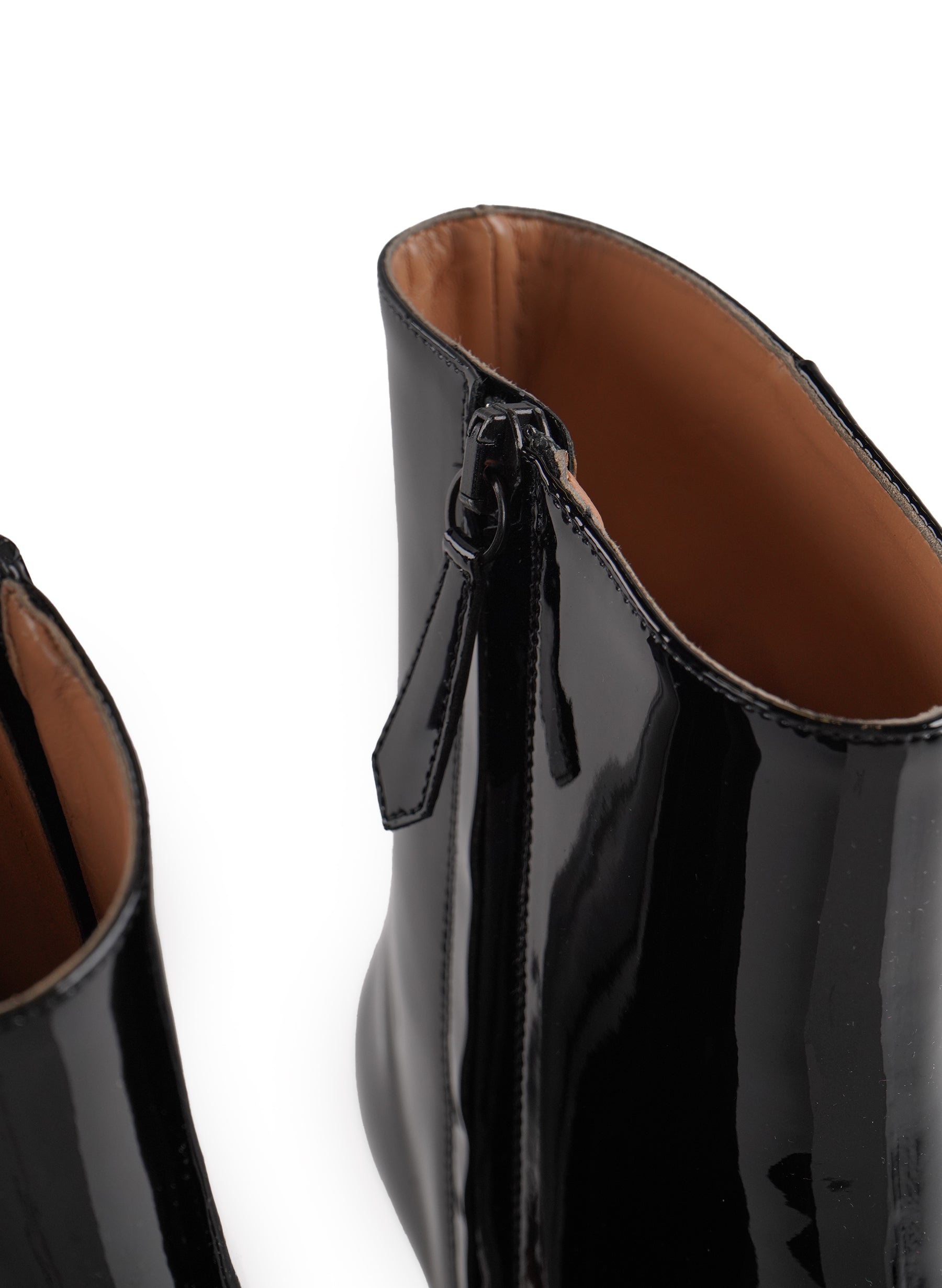 Bottines vernies à bout pointu Alma d'Aquazzura