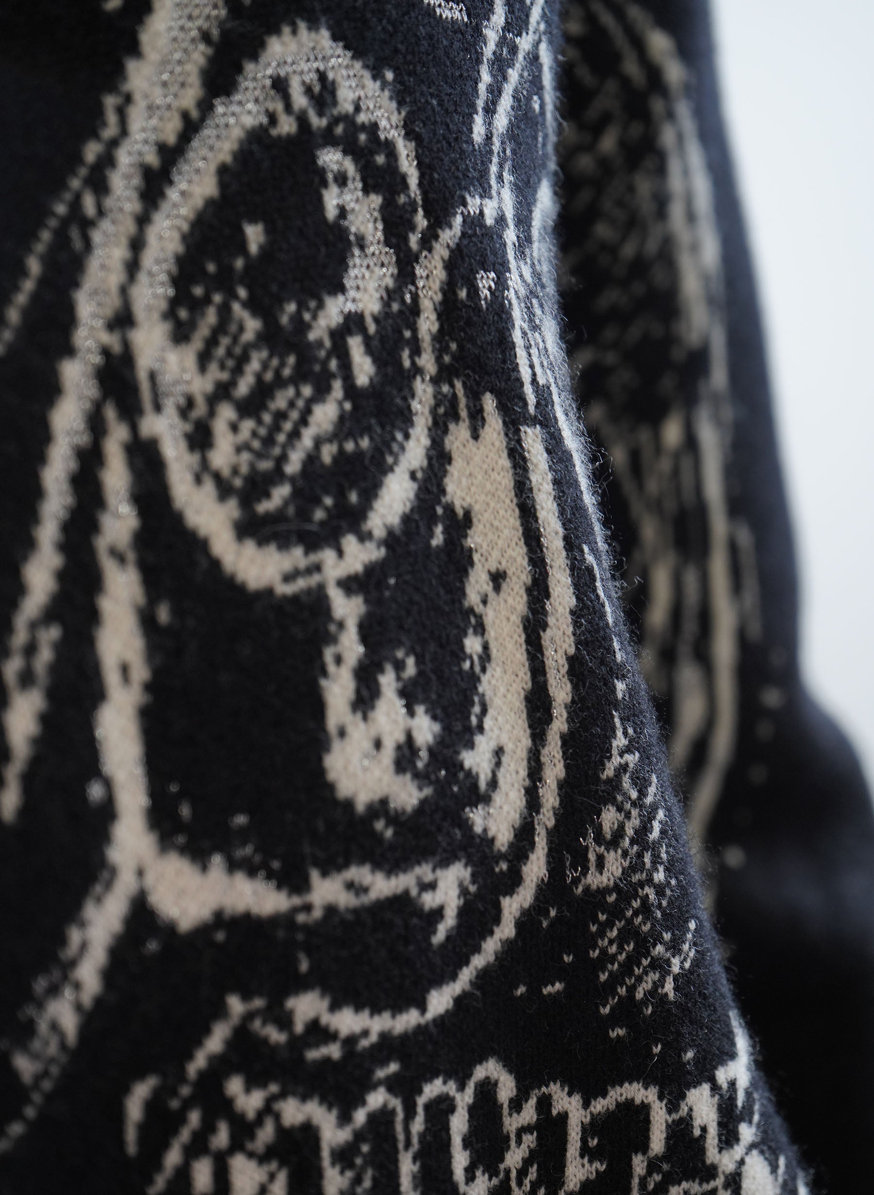 Pull col rond à imprimé tête de mort Alexander McQueen