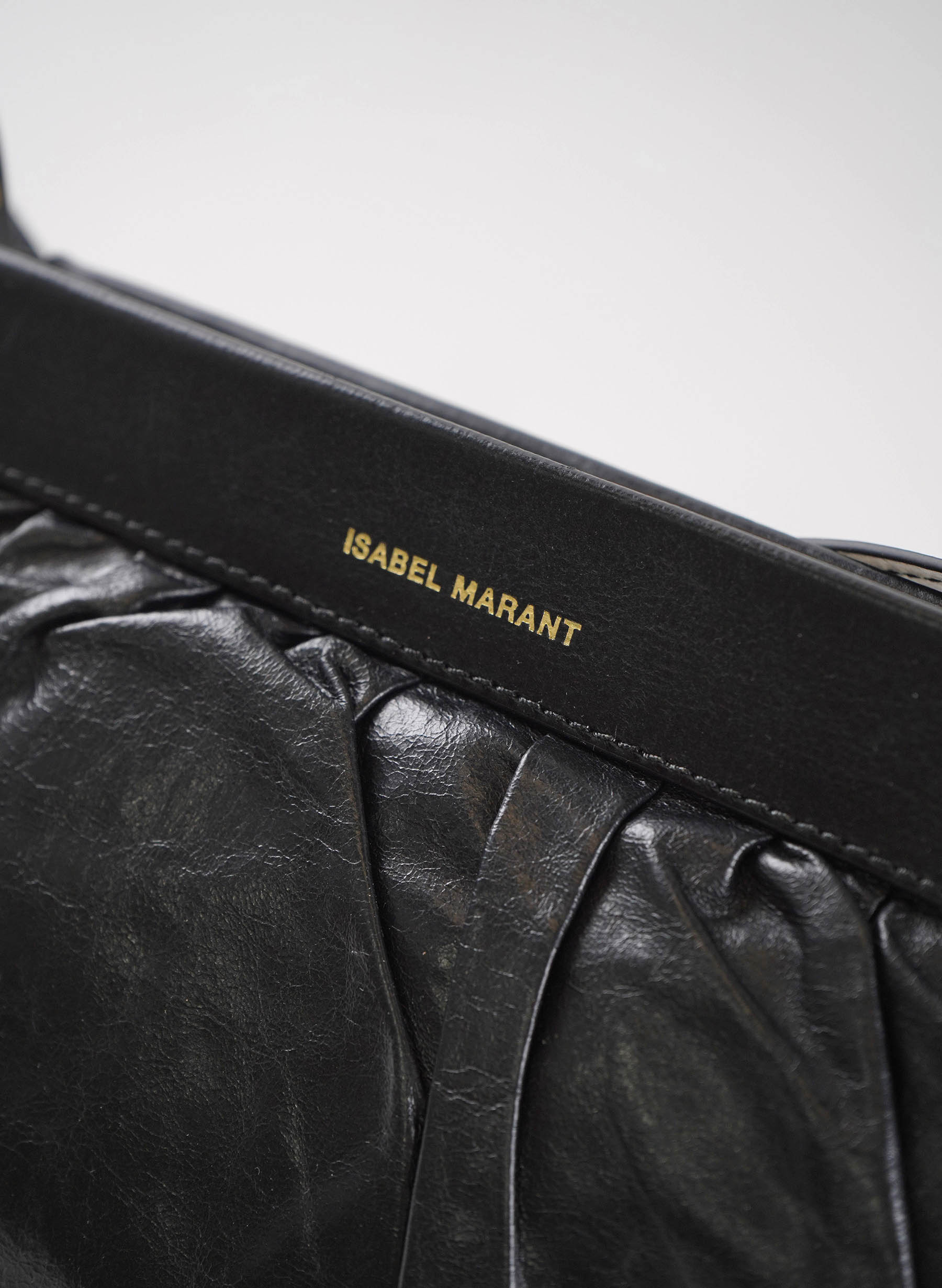 Sac bandoulière Isabel Marant Luzes en cuir froncé et nylon