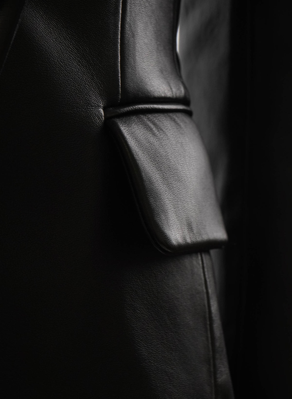 Blazer en cuir noir Balmain à 6 boutons