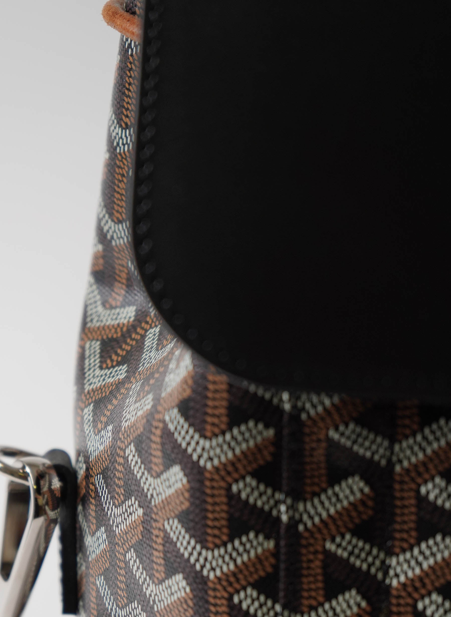 Goyard Sac à dos Goyardine en cuir de veau Alpin MM Noir