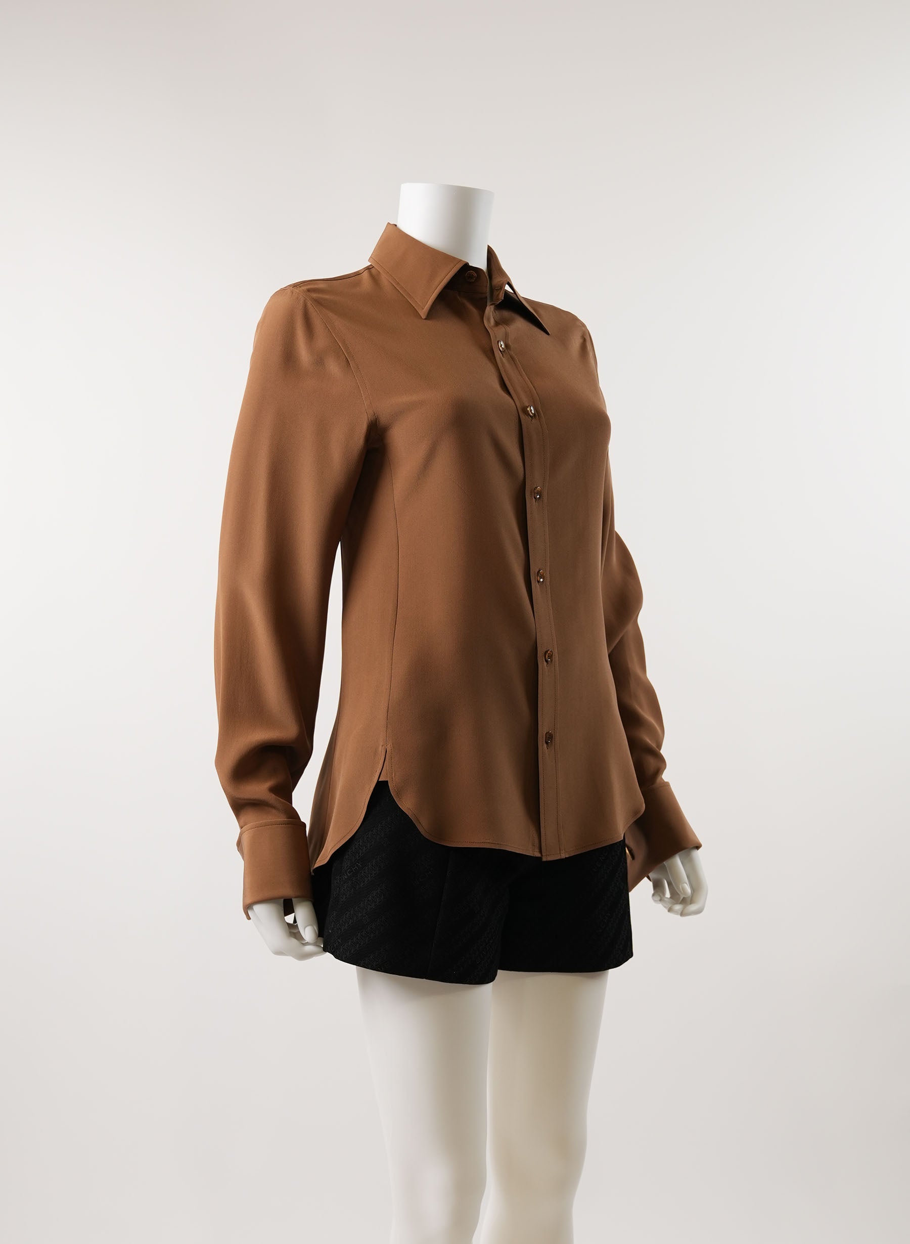 Haut boutonné en soie à manches longues Saint Laurent