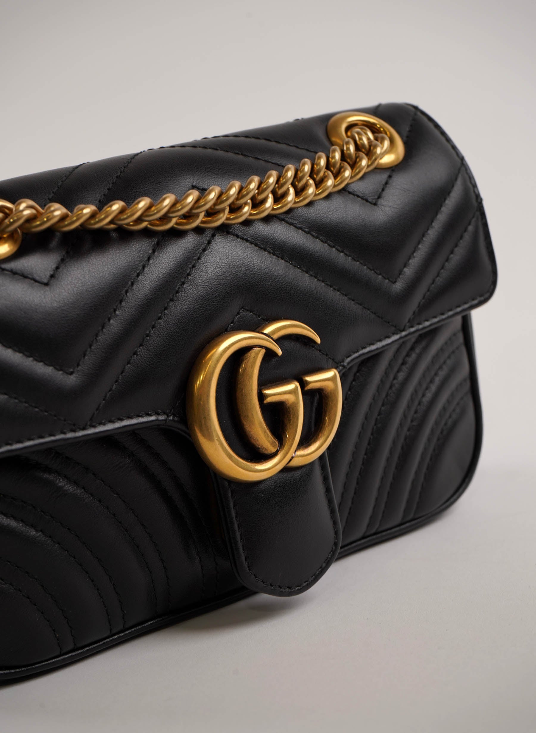 Gucci GG Marmont Matelasse Mini Bag