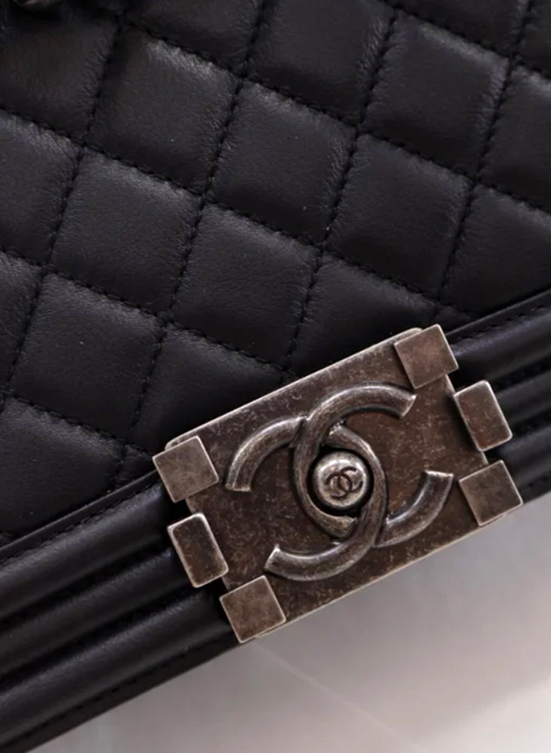 Chanel Boy Bag Old Medium Black Calfskin