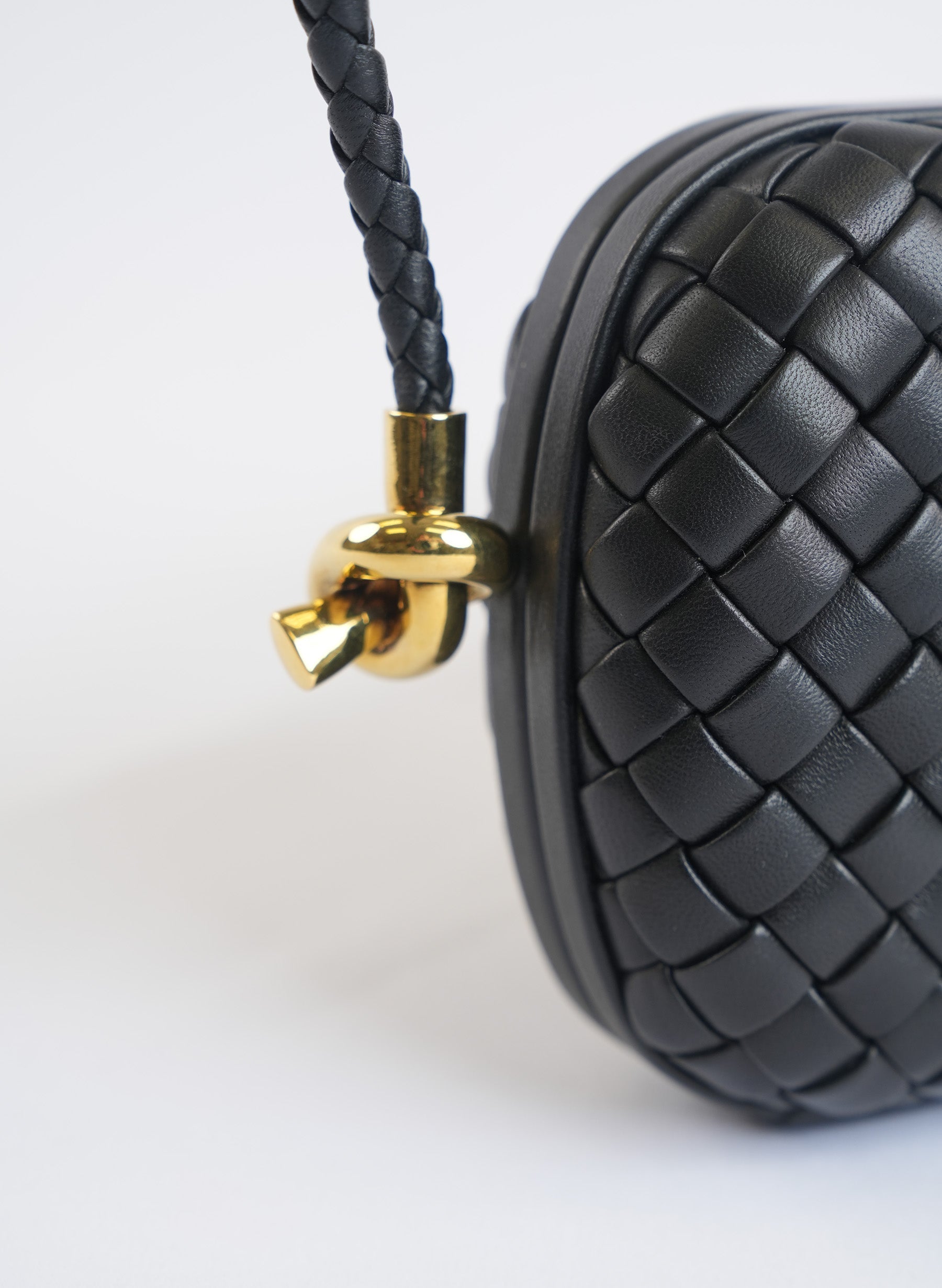 Bottega Veneta Knot Cluch Bag