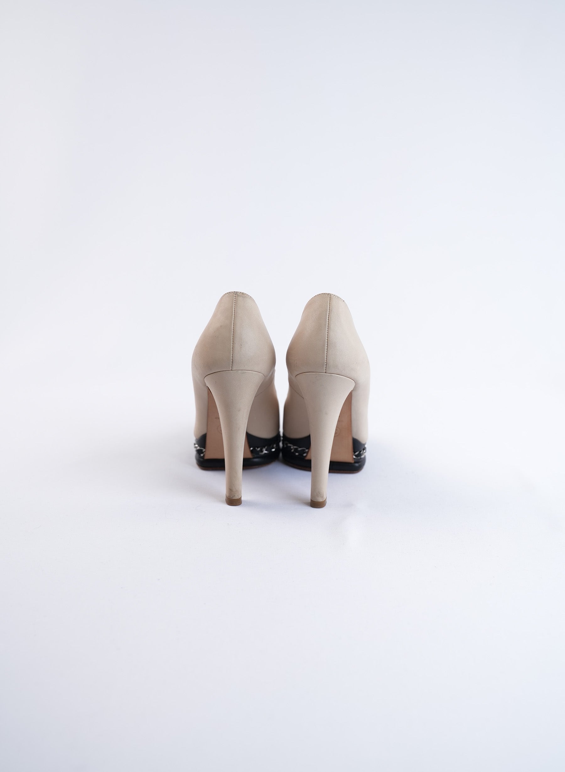 Chanel Beige And Black Leather Heels
