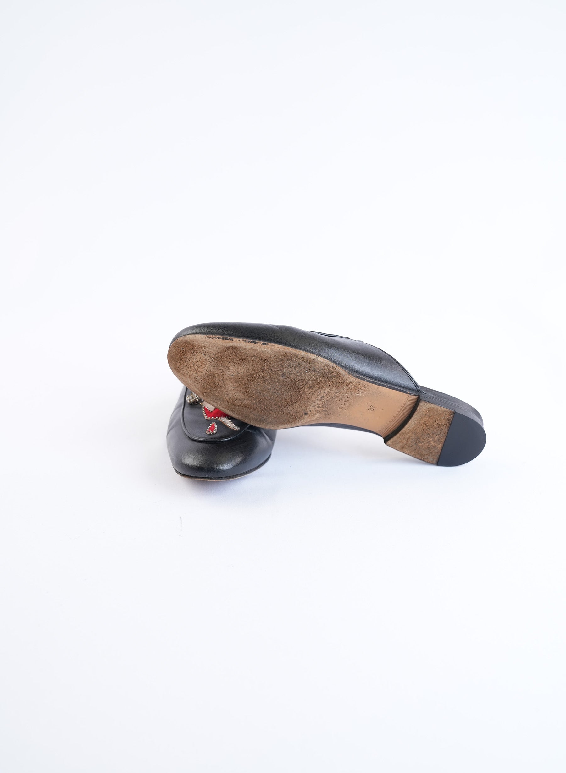 Gucci Tiger And Pierced Heart Black Mules