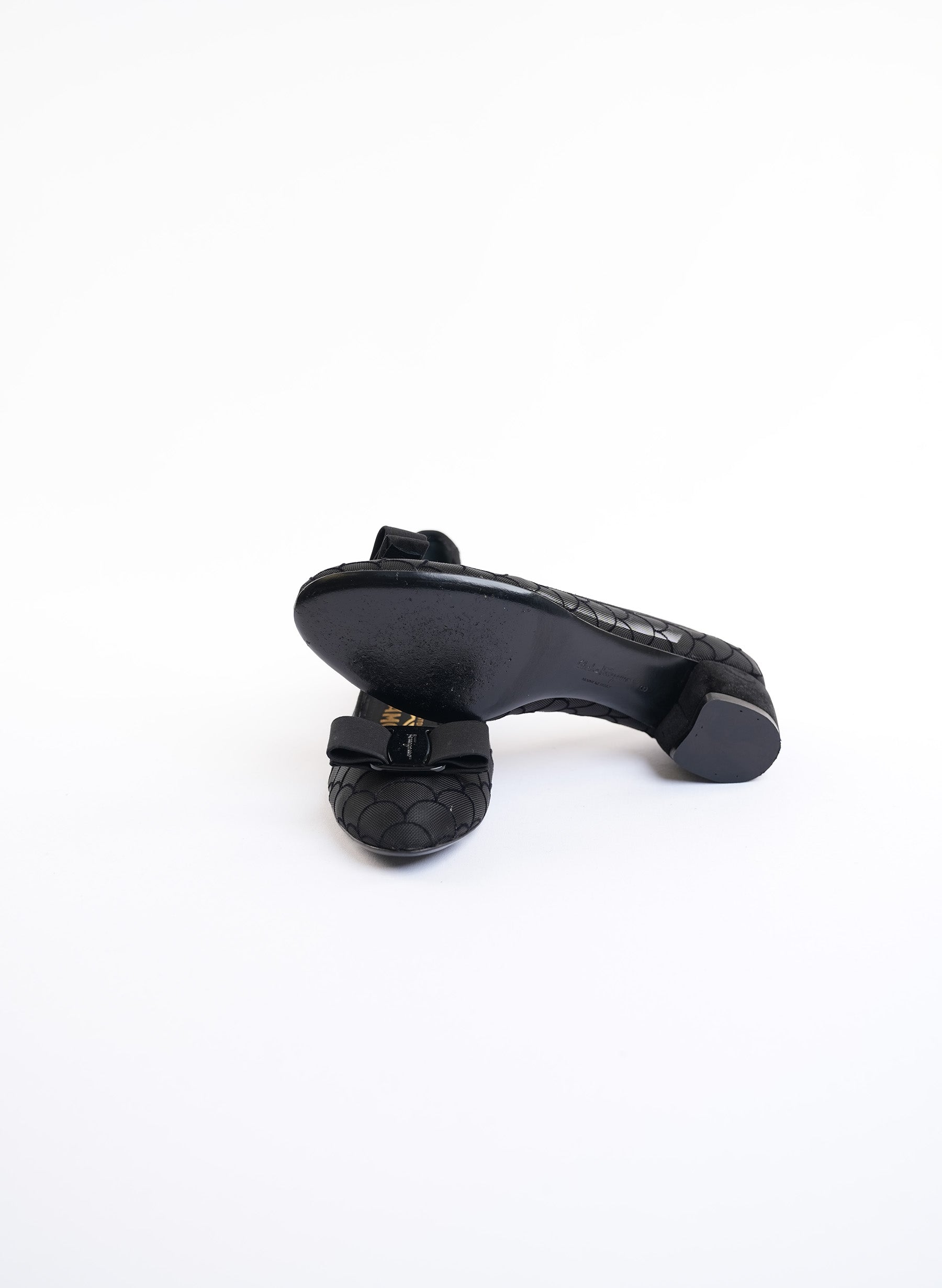 Salvatore Ferragamo Vara Bow 1.5" Heel