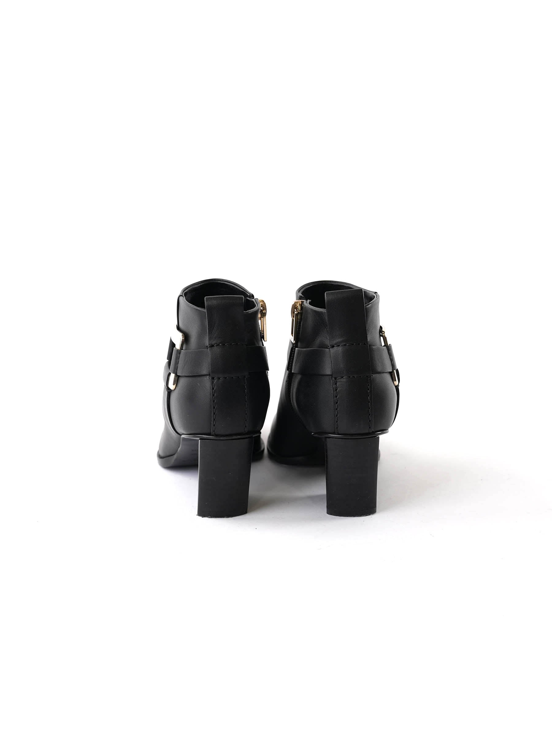 Roger Vivier Leather Boots