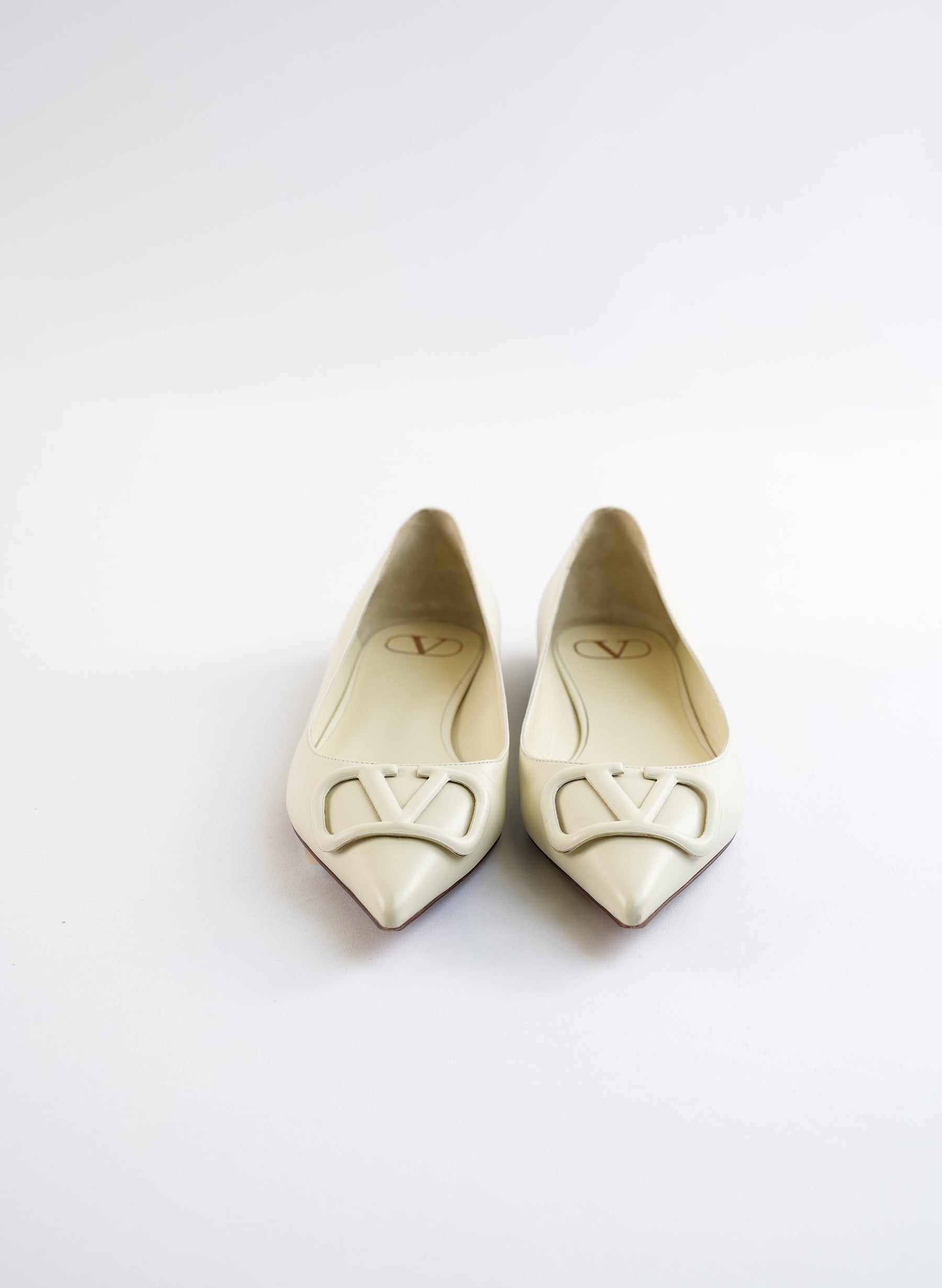 Valentino Nappa V Logo Flats