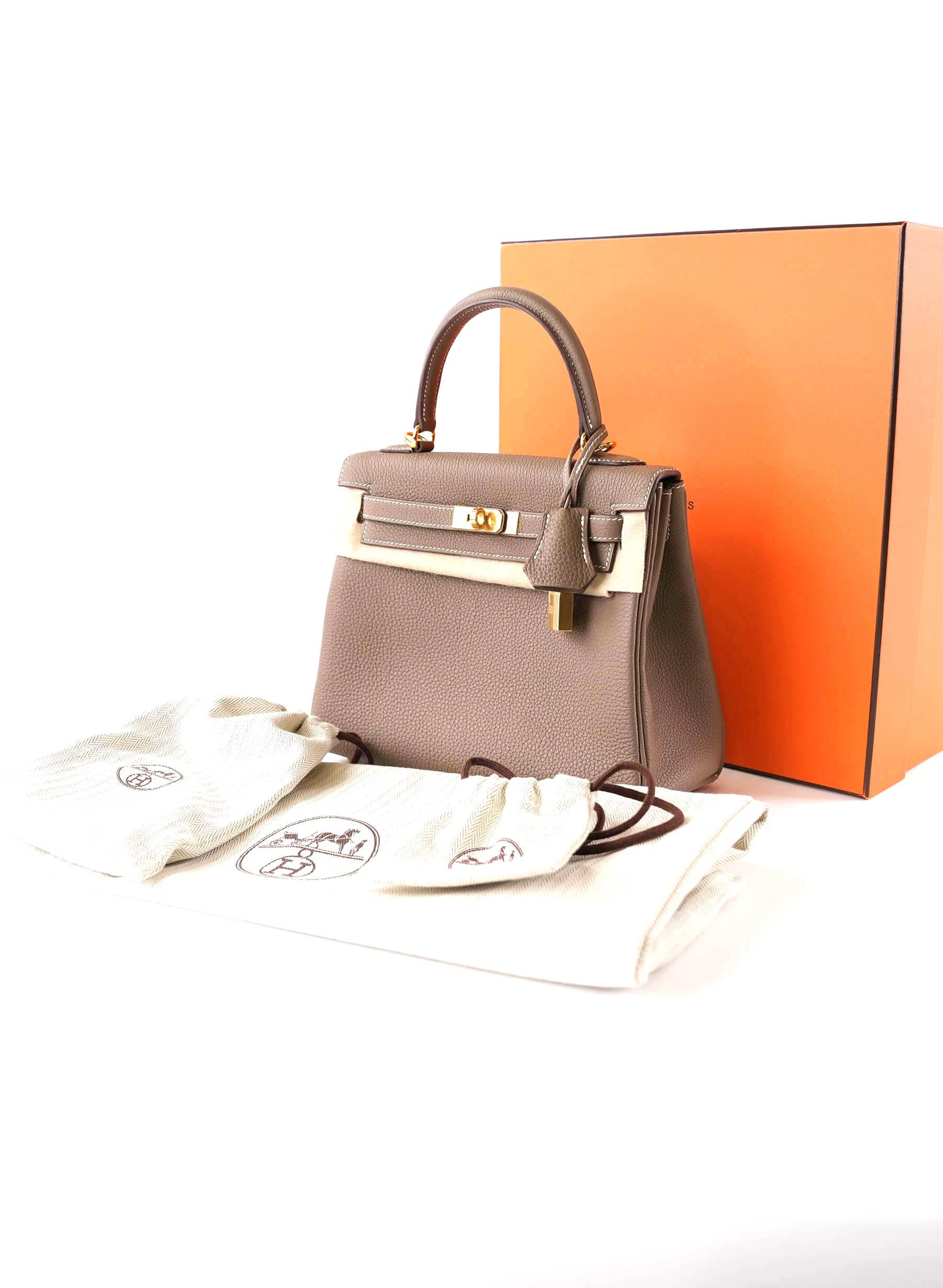 Hermes Togo Kelly Retourne 25 Etoupe (NEW)