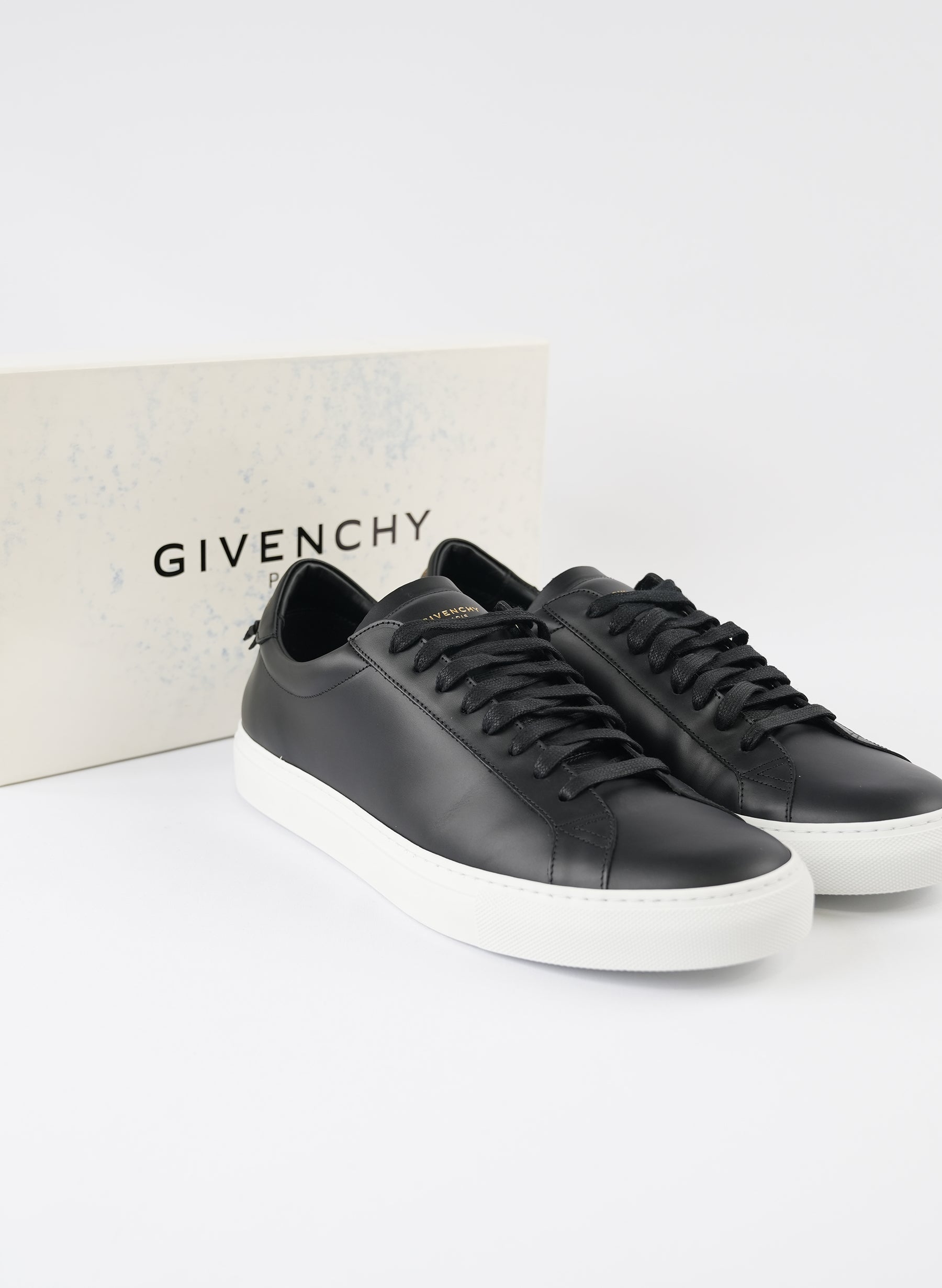 Givenchy Urban Street Black Low-Top Sneakers