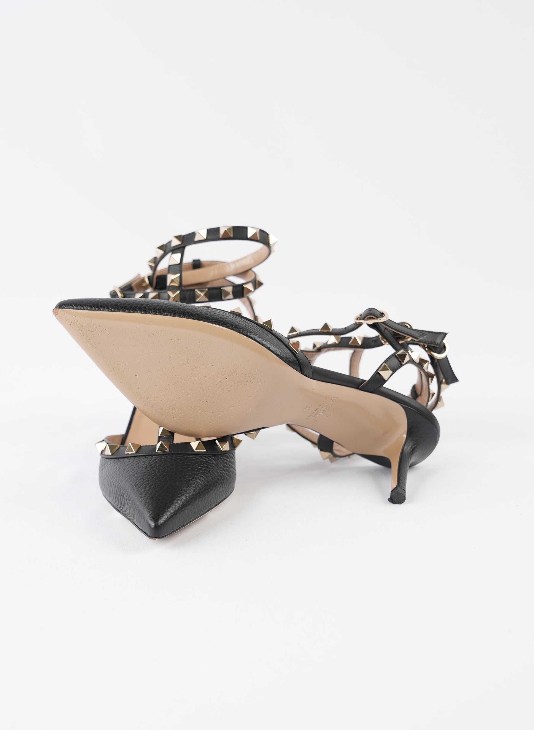 Valentino Garavani Rockstud Leather Pumps
