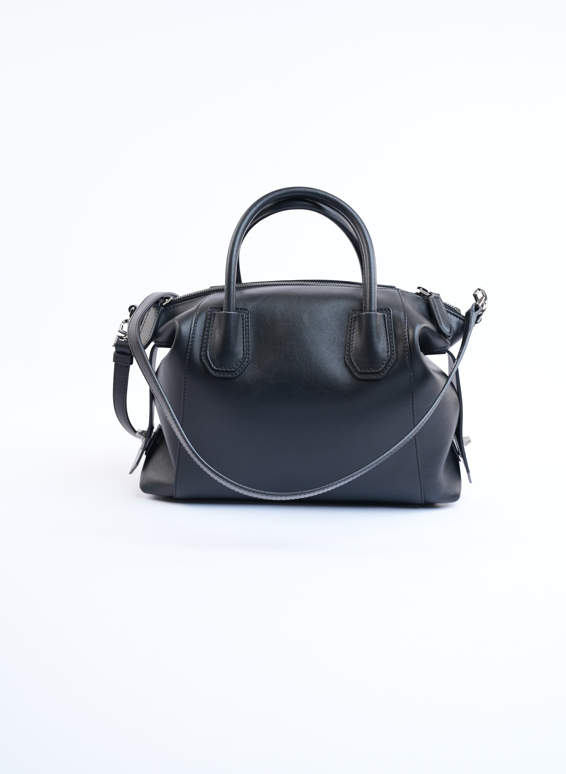 Givenchy Soft Antigona Leather Bag