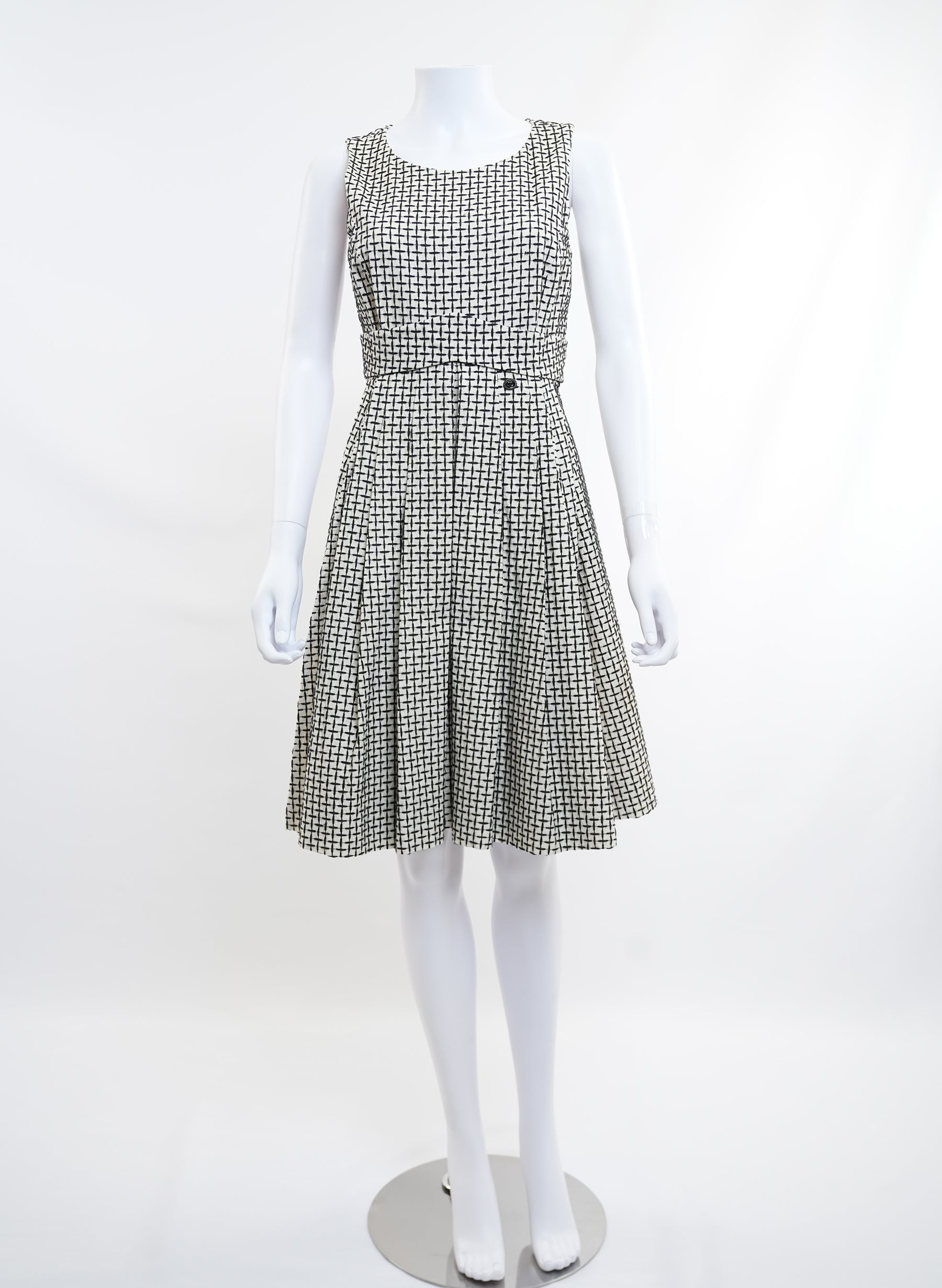 Chanel Vintage Knee Length Dress