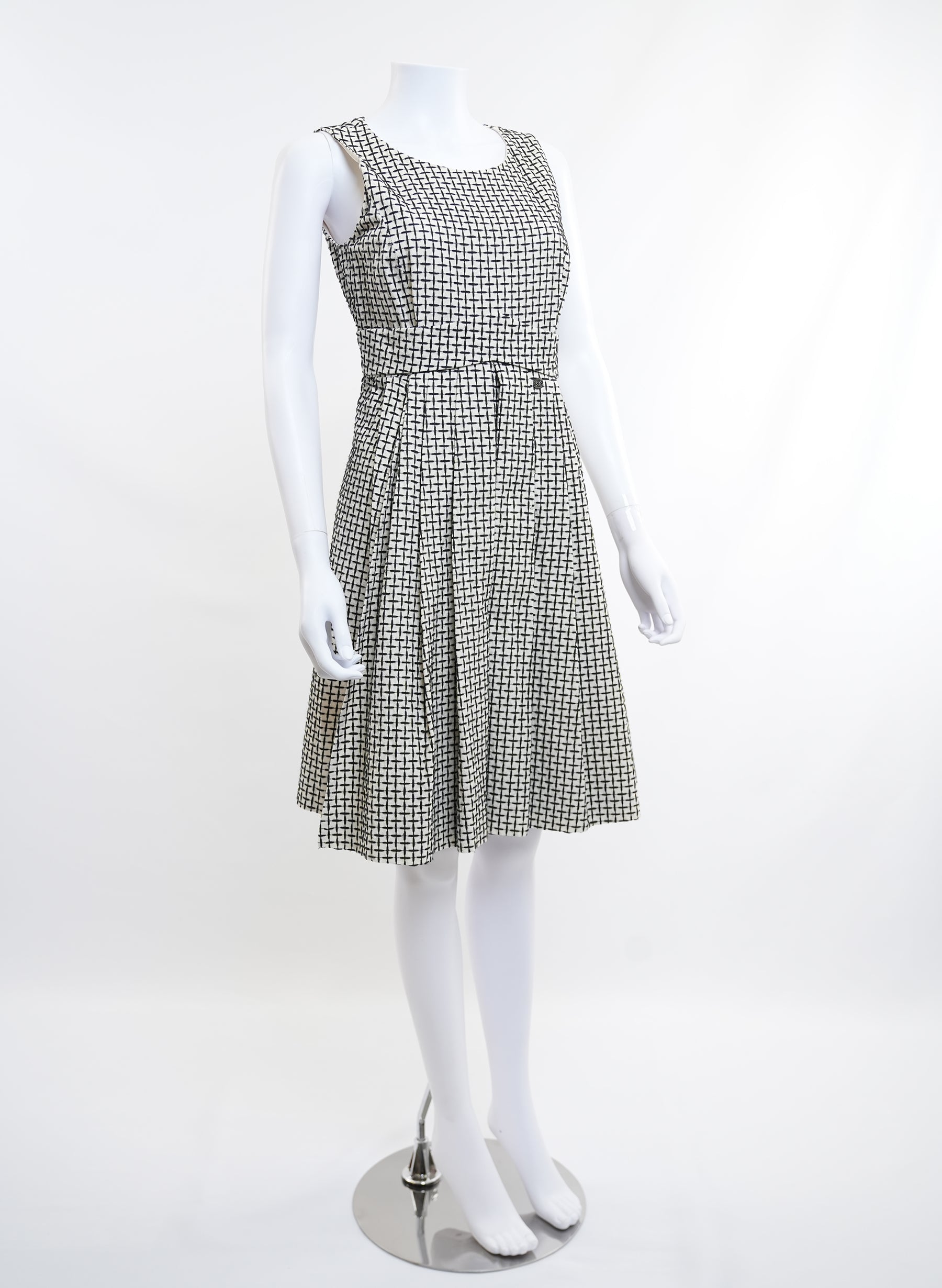 Chanel Vintage Knee Length Dress