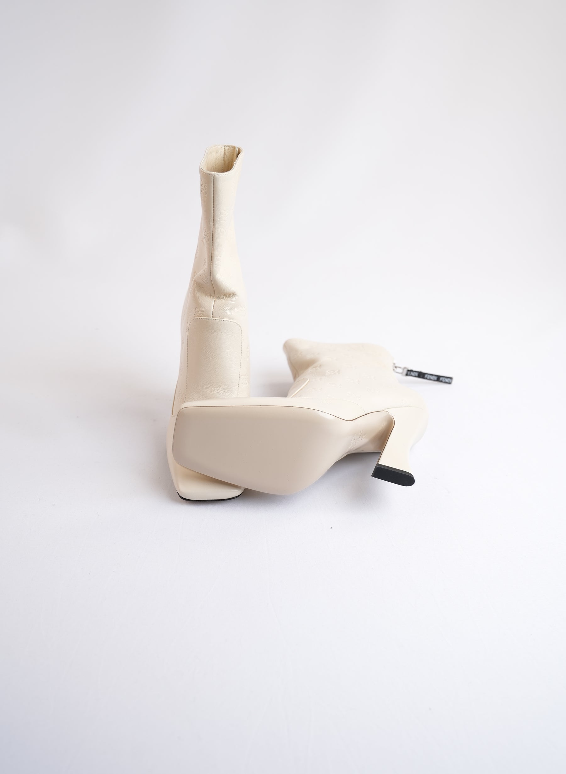 Fendi Freedom 105 mm White Leather Boots