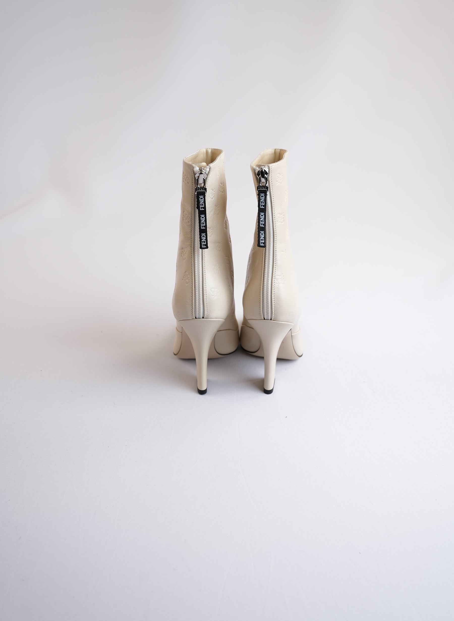Fendi Freedom 105 mm White Leather Boots