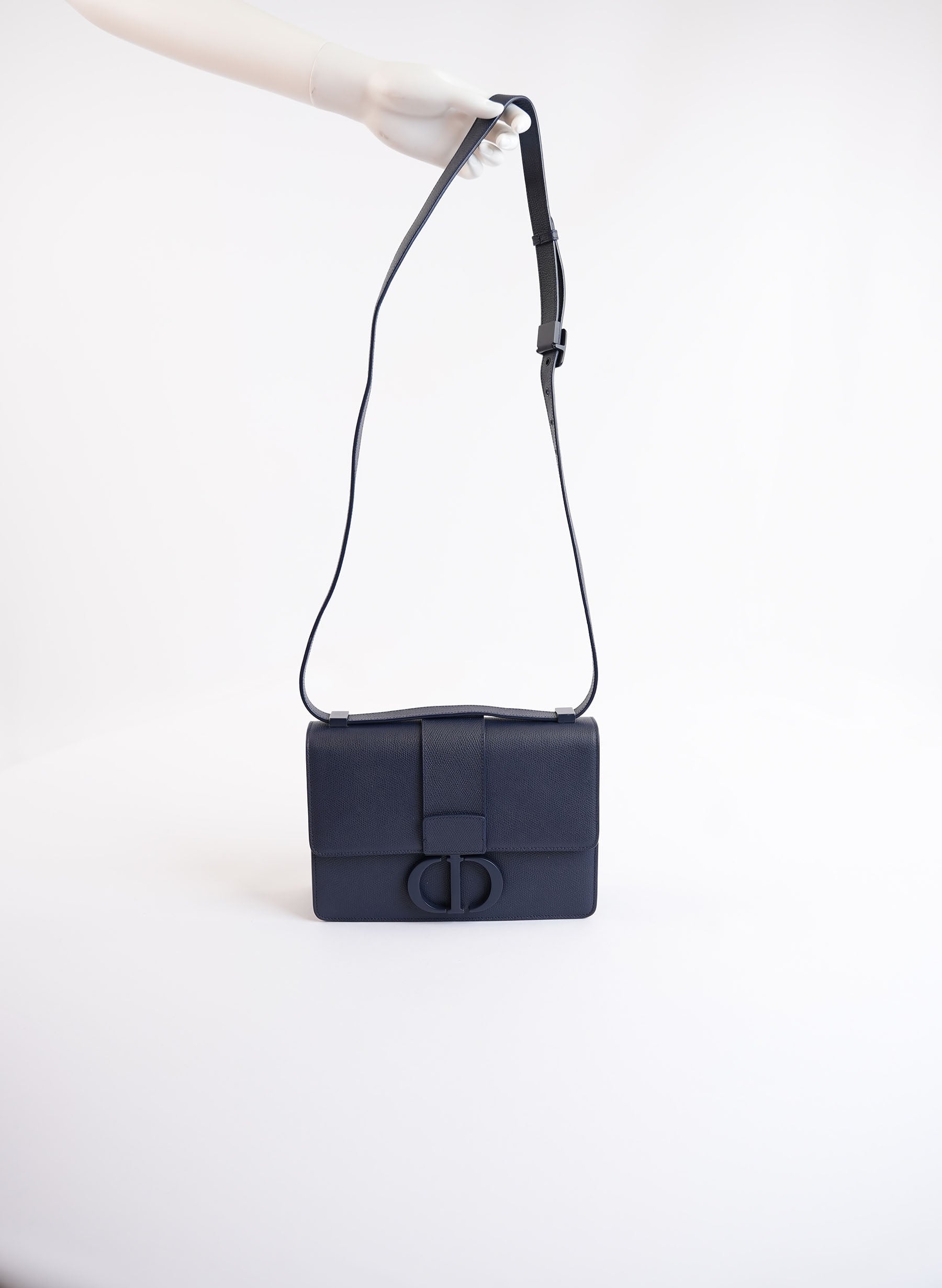 Christian Dior 30 Montaigne Leather Handbag