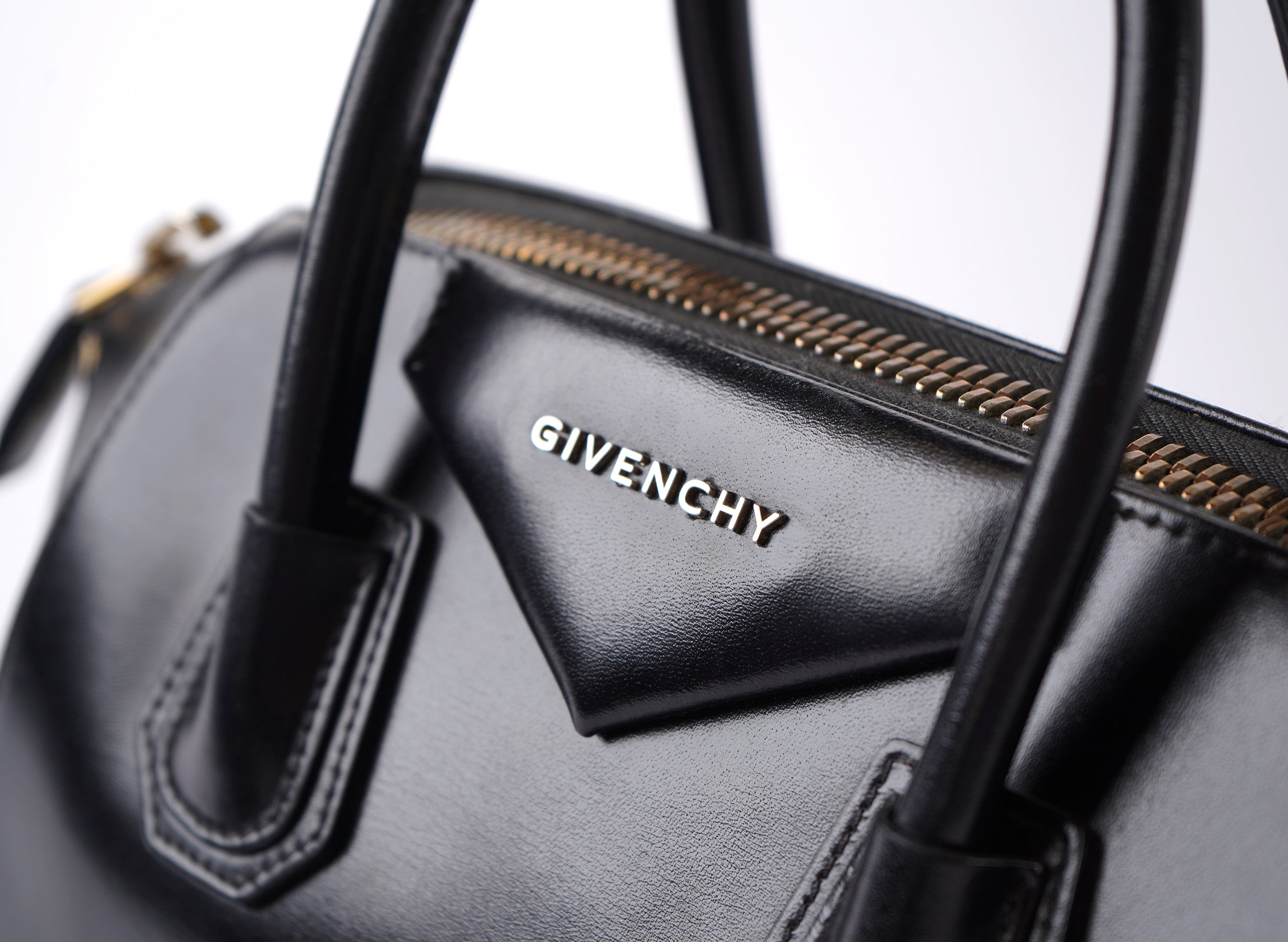 Givenchy Shiny Lord Calfskin Medium Antigona Bag